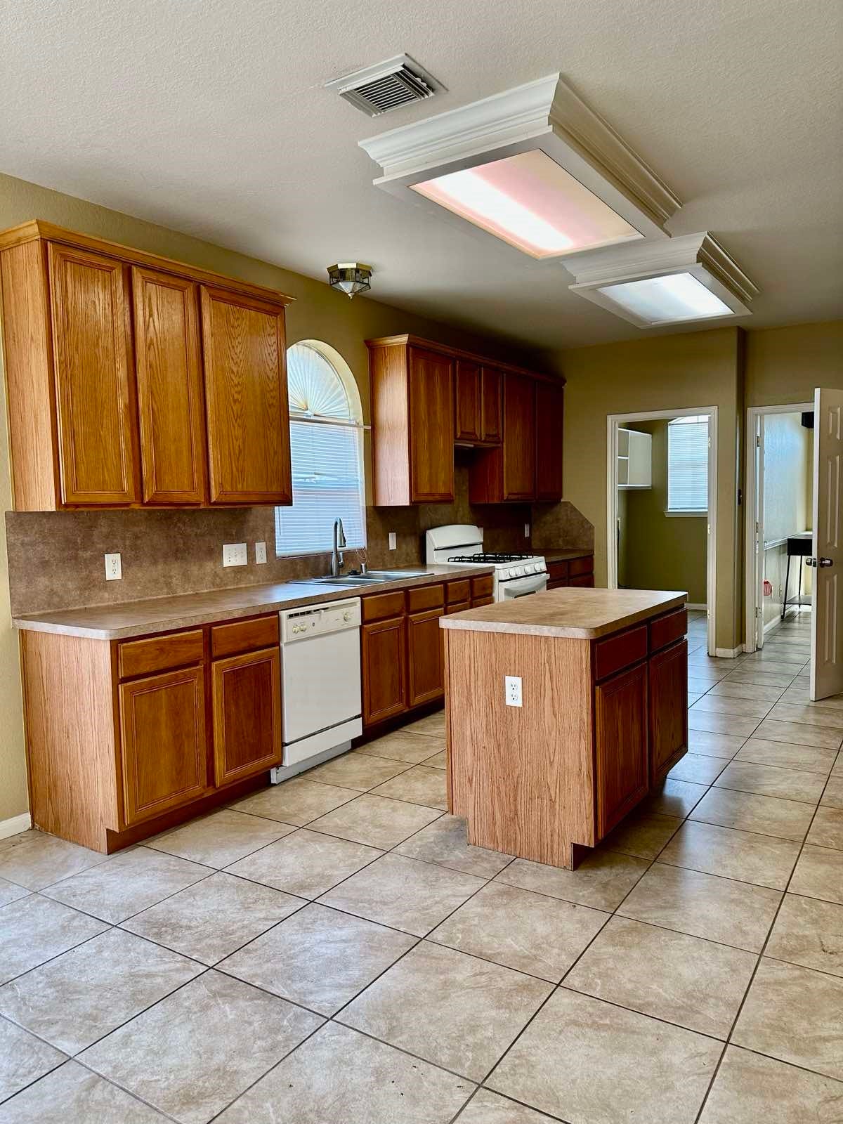 1322 Magnolia Dale Drive, Fresno, TX 77545 1322 Magnolia Dale Drive, Fresno, TX 77545
