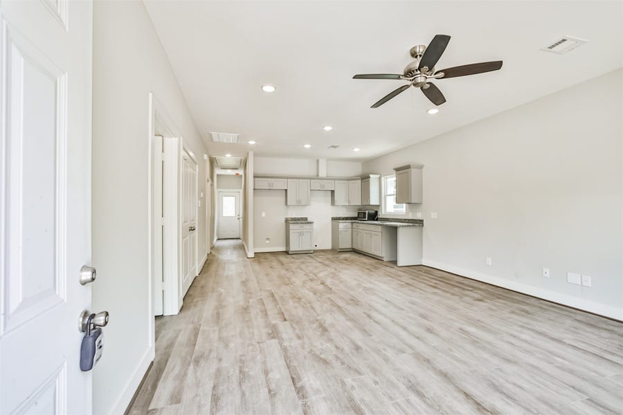 Property photo for 420 Ave B, La Marque, TX