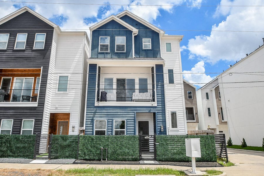 Property photo for 1952 Purswell Road, Houston, TX