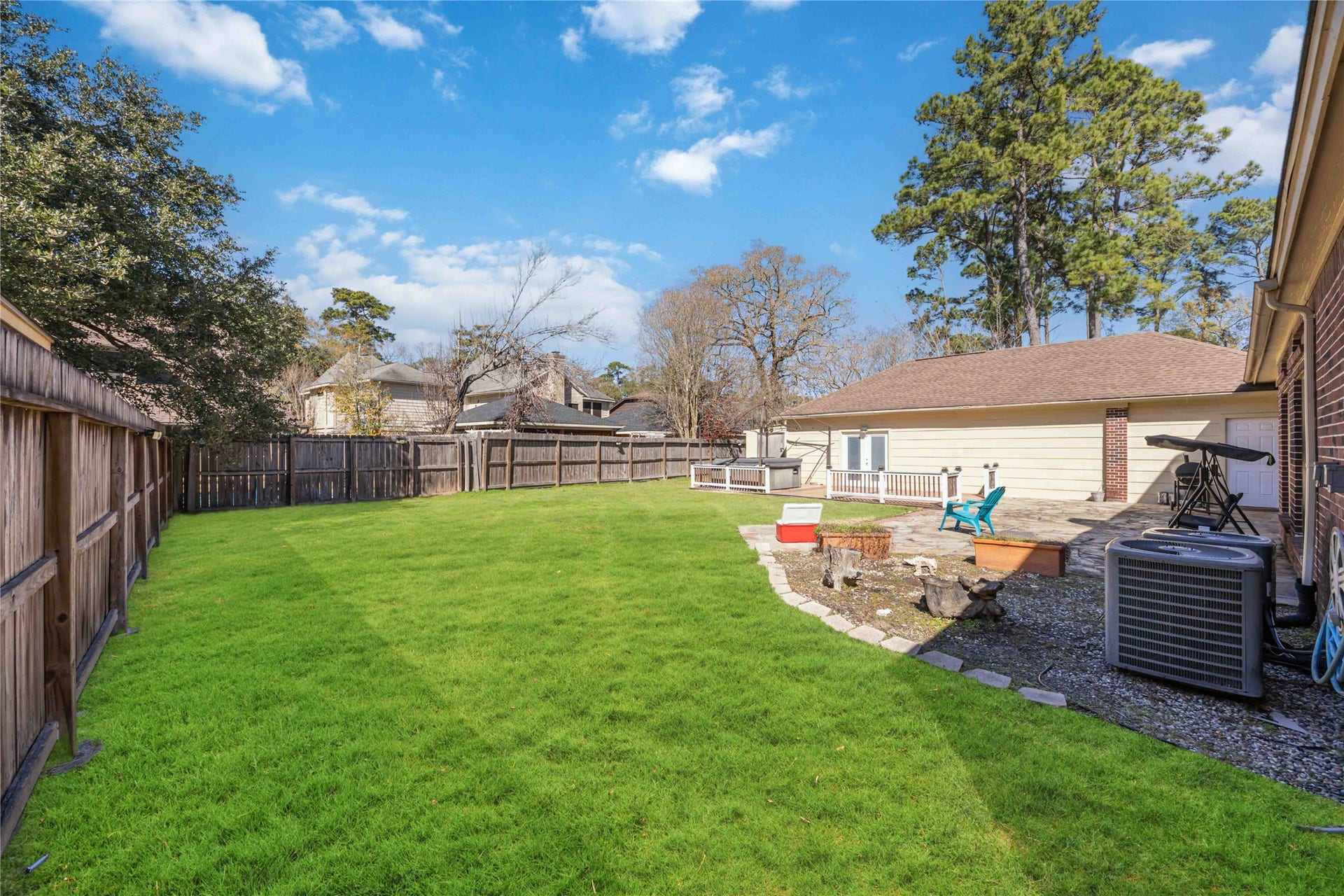 19811 Pine Wind Drive, Humble, TX 77346 19811 Pine Wind Drive, Humble, TX 77346