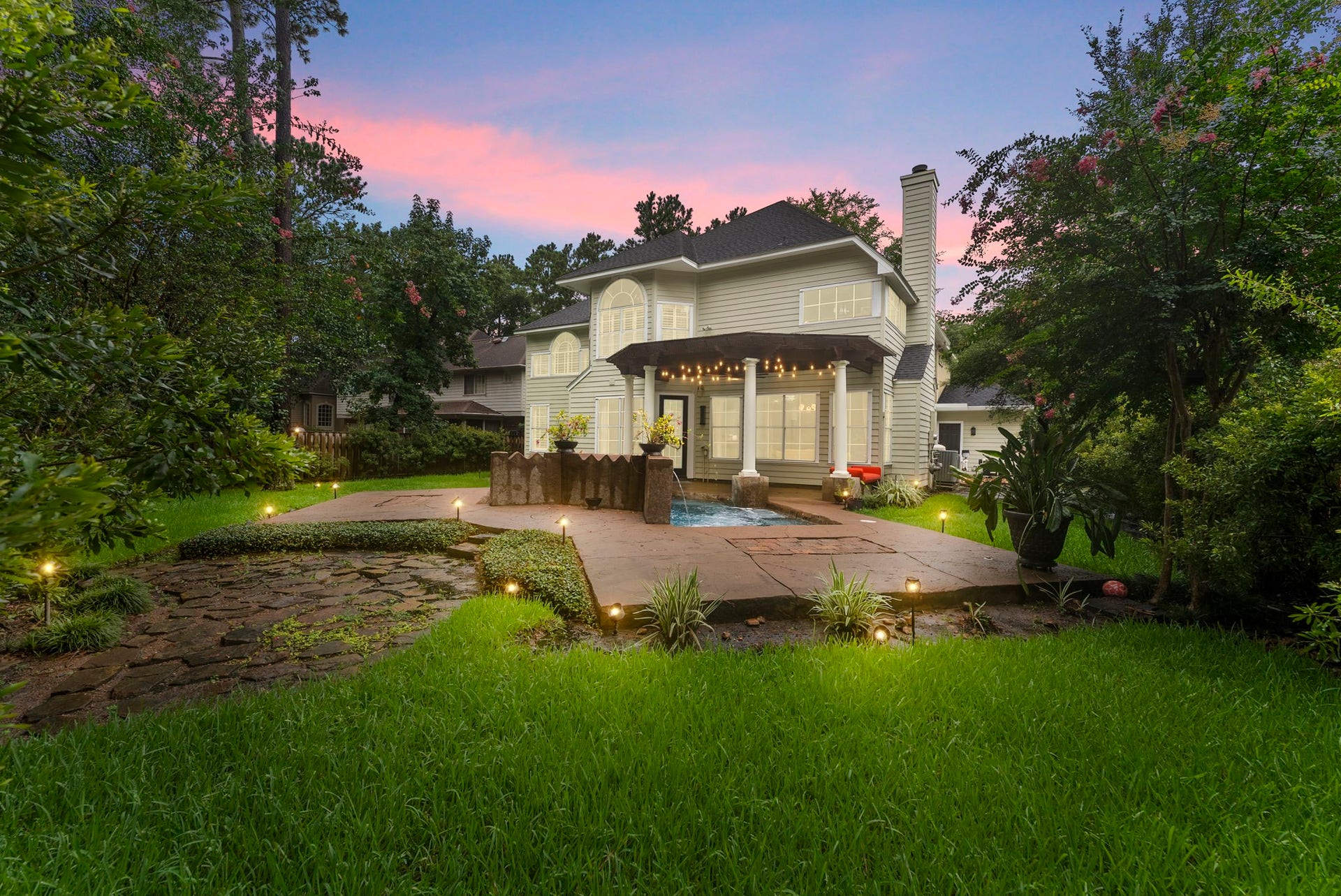 66 Candle Pine Place, The Woodlands, TX 77381 You do not want to miss this one!