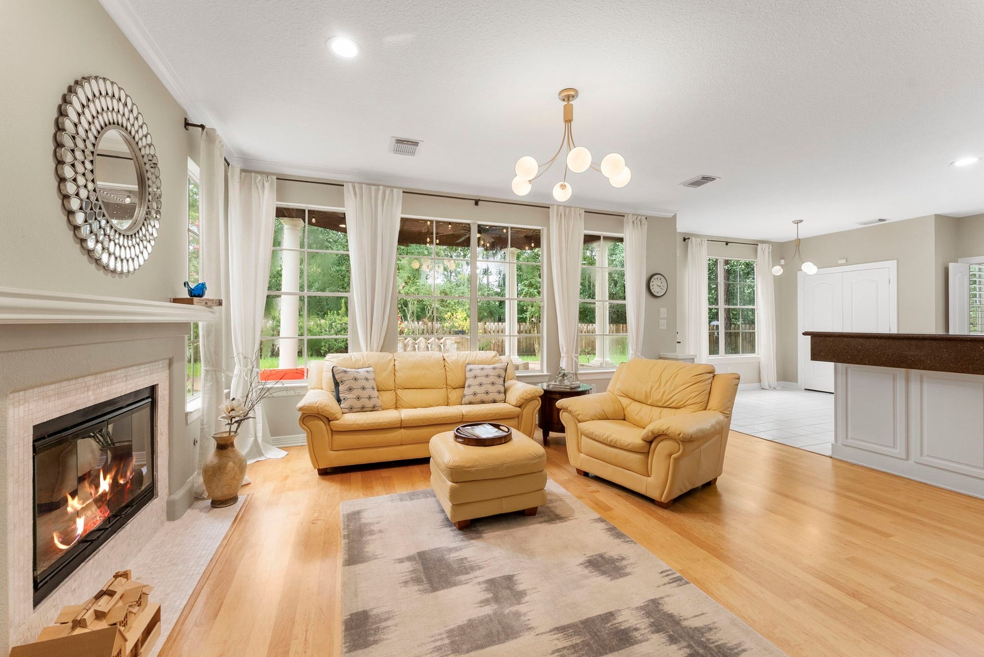 66 Candle Pine Place, The Woodlands, TX 77381 There is another gas log fireplace making this space extra cozy.