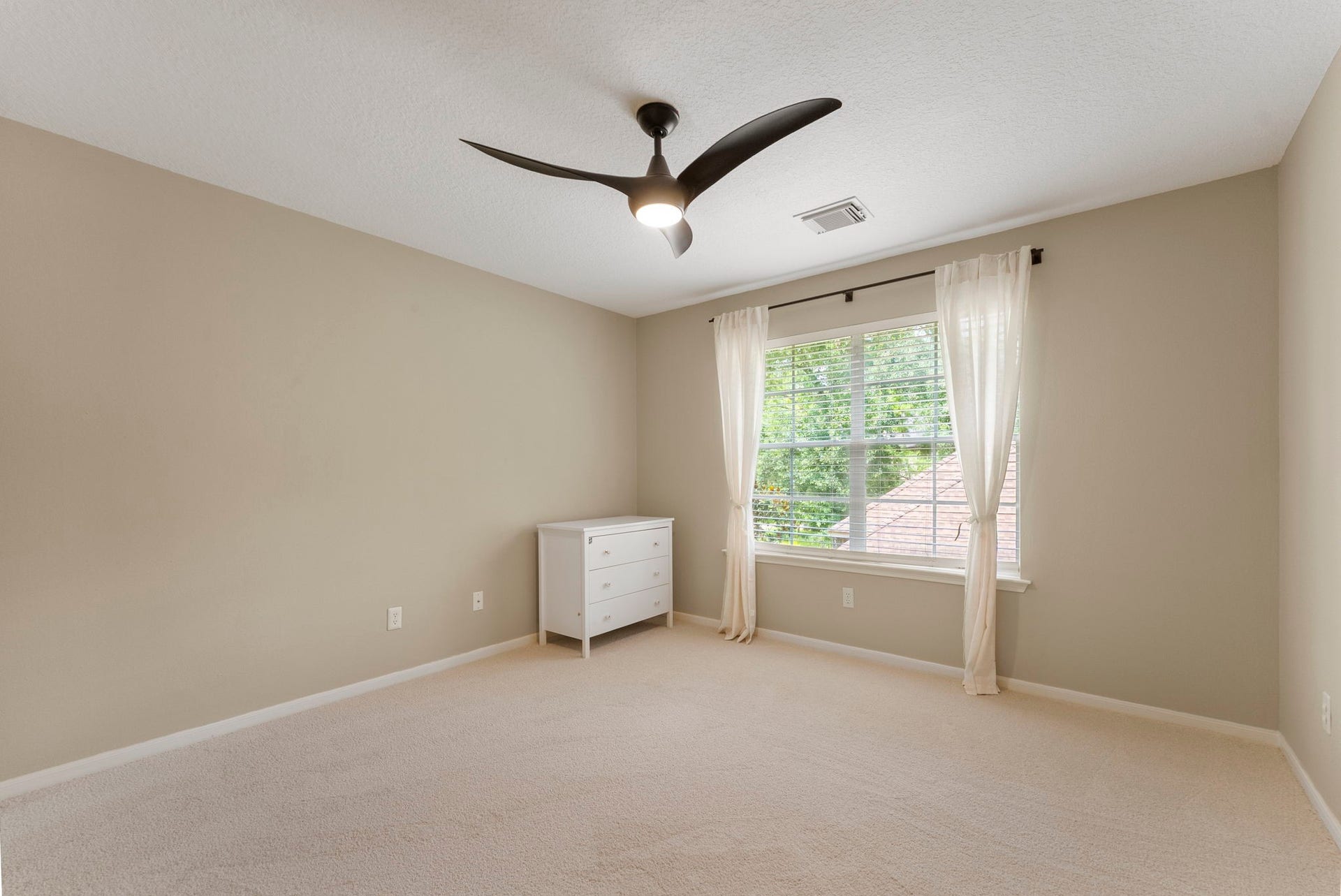 66 Candle Pine Place, The Woodlands, TX 77381 In addition to the Primary Bedroom on the second floor, there are 2 additional secondary bedrooms.
