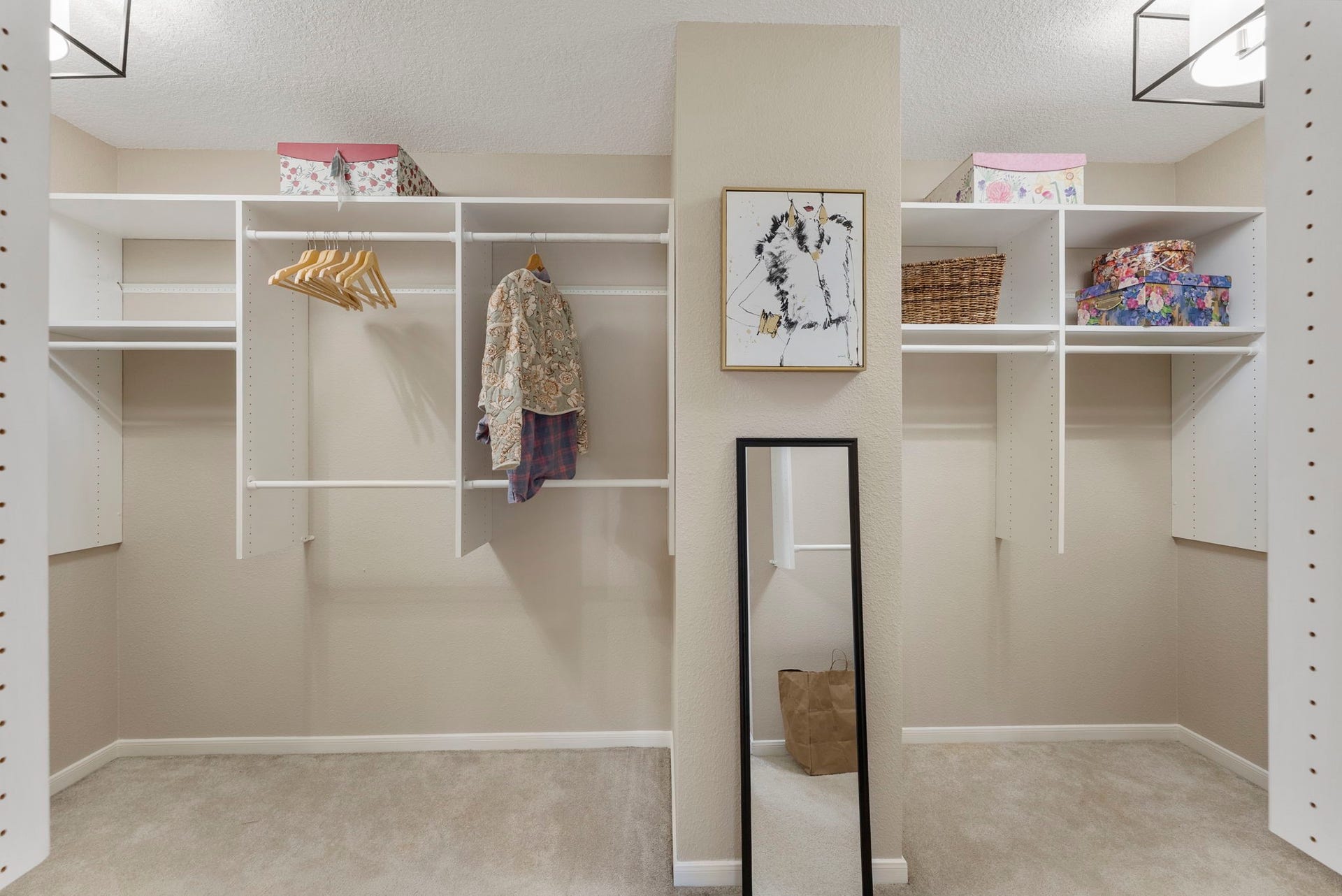 66 Candle Pine Place, The Woodlands, TX 77381 There is a nice walk-in closet in the Primary Bedroom.