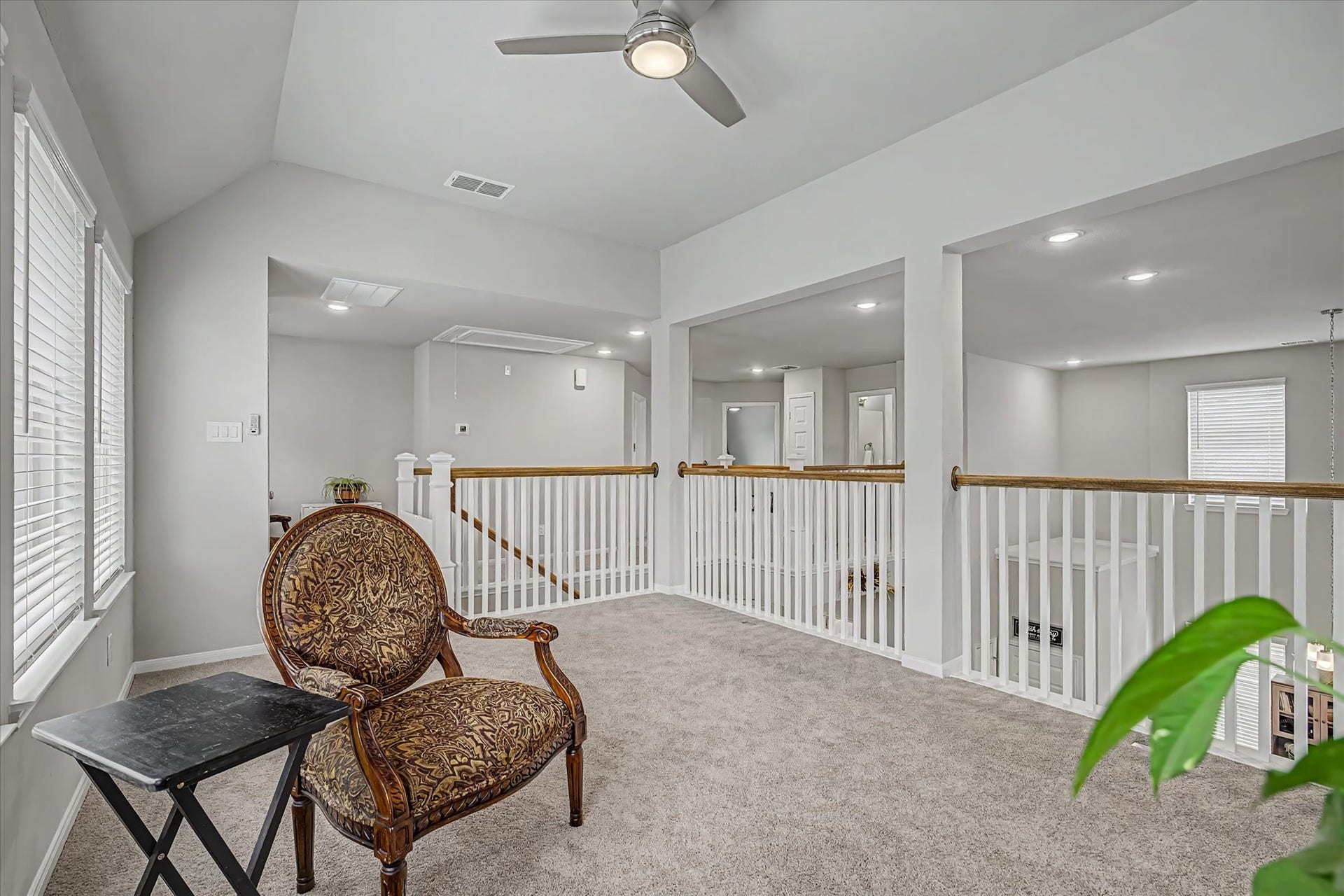 1931 Middle Pass Lane, Angleton, TX 77515
