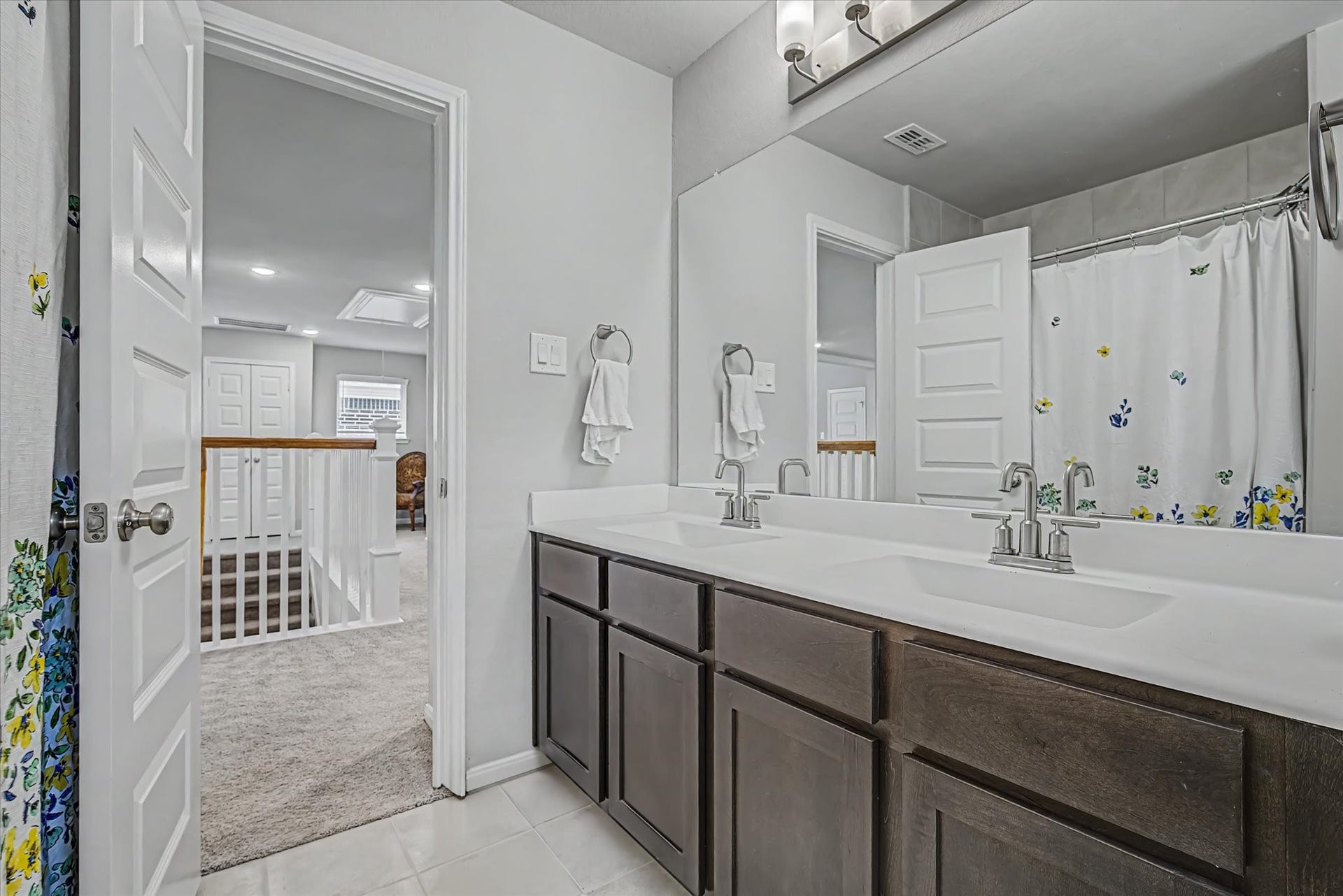 1931 Middle Pass Lane, Angleton, TX 77515