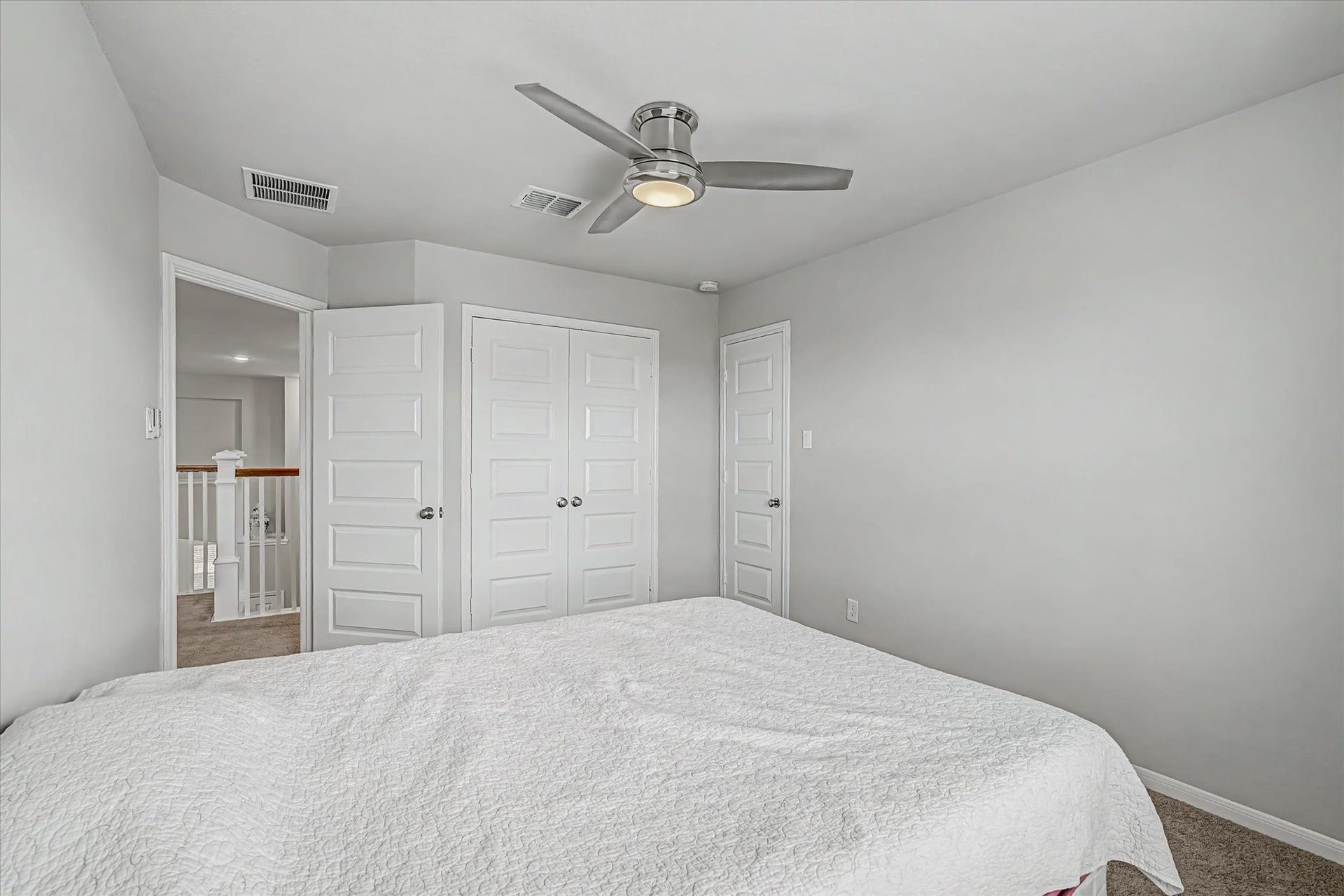 1931 Middle Pass Lane, Angleton, TX 77515
