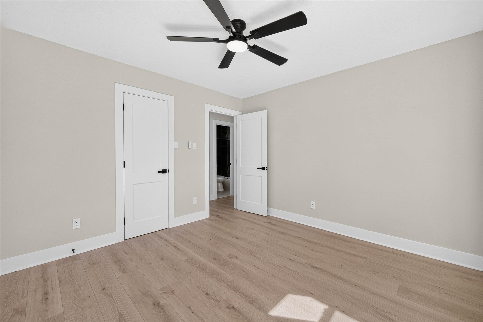 1723 Oak Ridge Drive, Kemah, TX 77565 1723 Oak Ridge Drive, Kemah, TX 77565