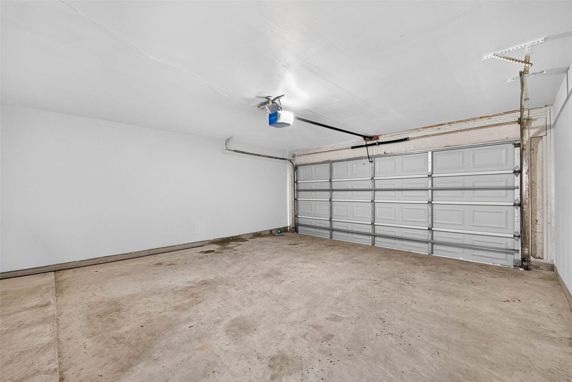 1723 Oak Ridge Drive, Kemah, TX 77565 Garage for two cars.