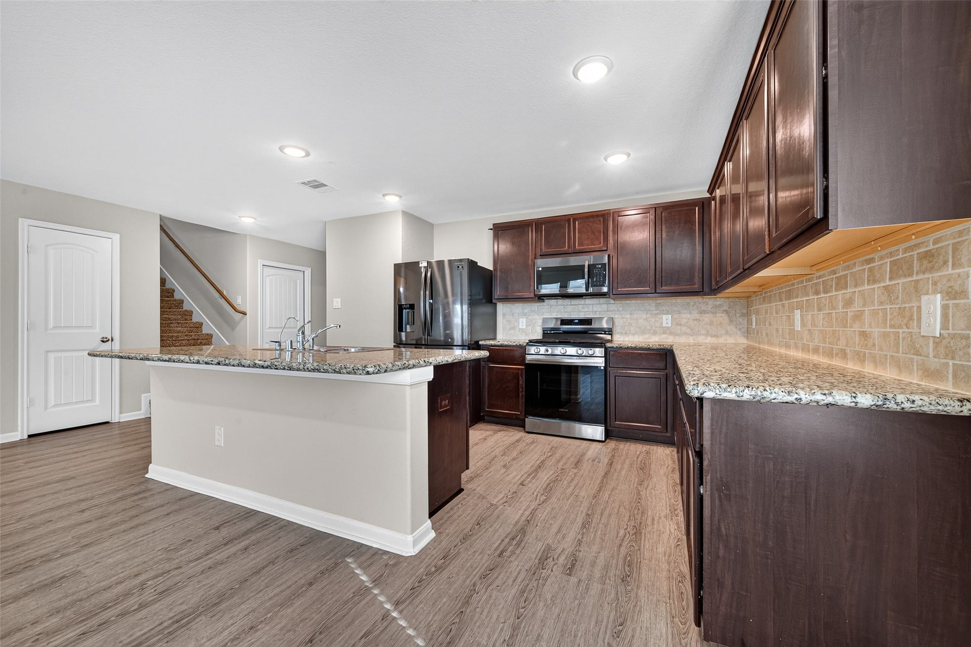 21 Rodeo Bend Drive, Manvel, TX 77578 21 Rodeo Bend Drive, Manvel, TX 77578