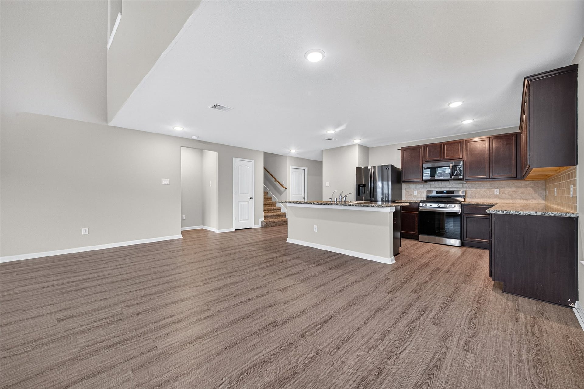 21 Rodeo Bend Drive, Manvel, TX 77578 21 Rodeo Bend Drive, Manvel, TX 77578