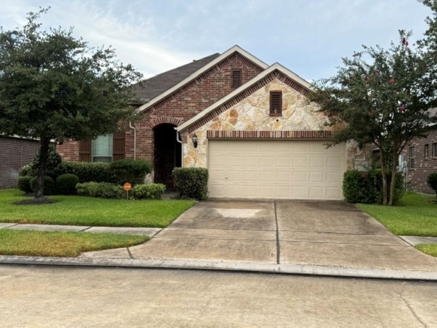 Property photo for 21353 Kings Guild Lane, Kingwood, TX