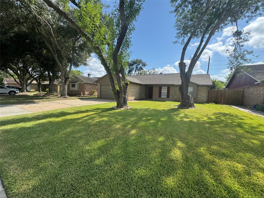Property photo for 3831 Addicks Clodine Road, Houston, TX