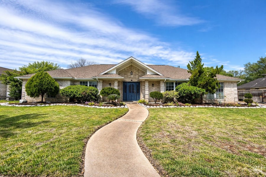 Property photo for 2634 Williams Grant Street, Sugar Land, TX
