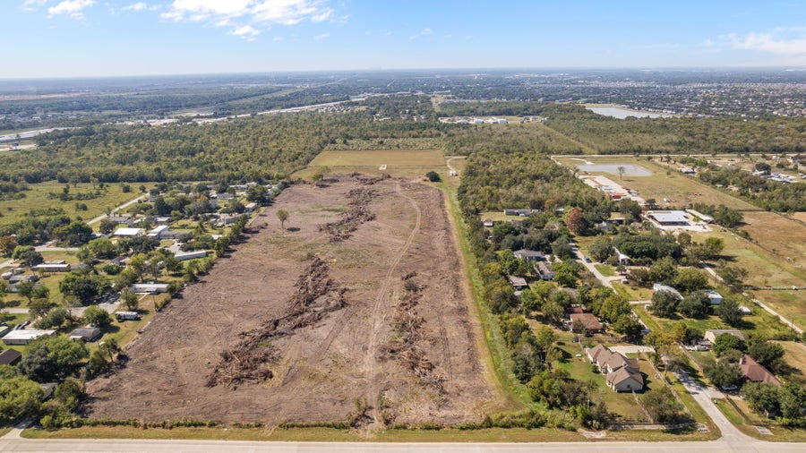 Property photo for 6030 County Road 48, Manvel, TX