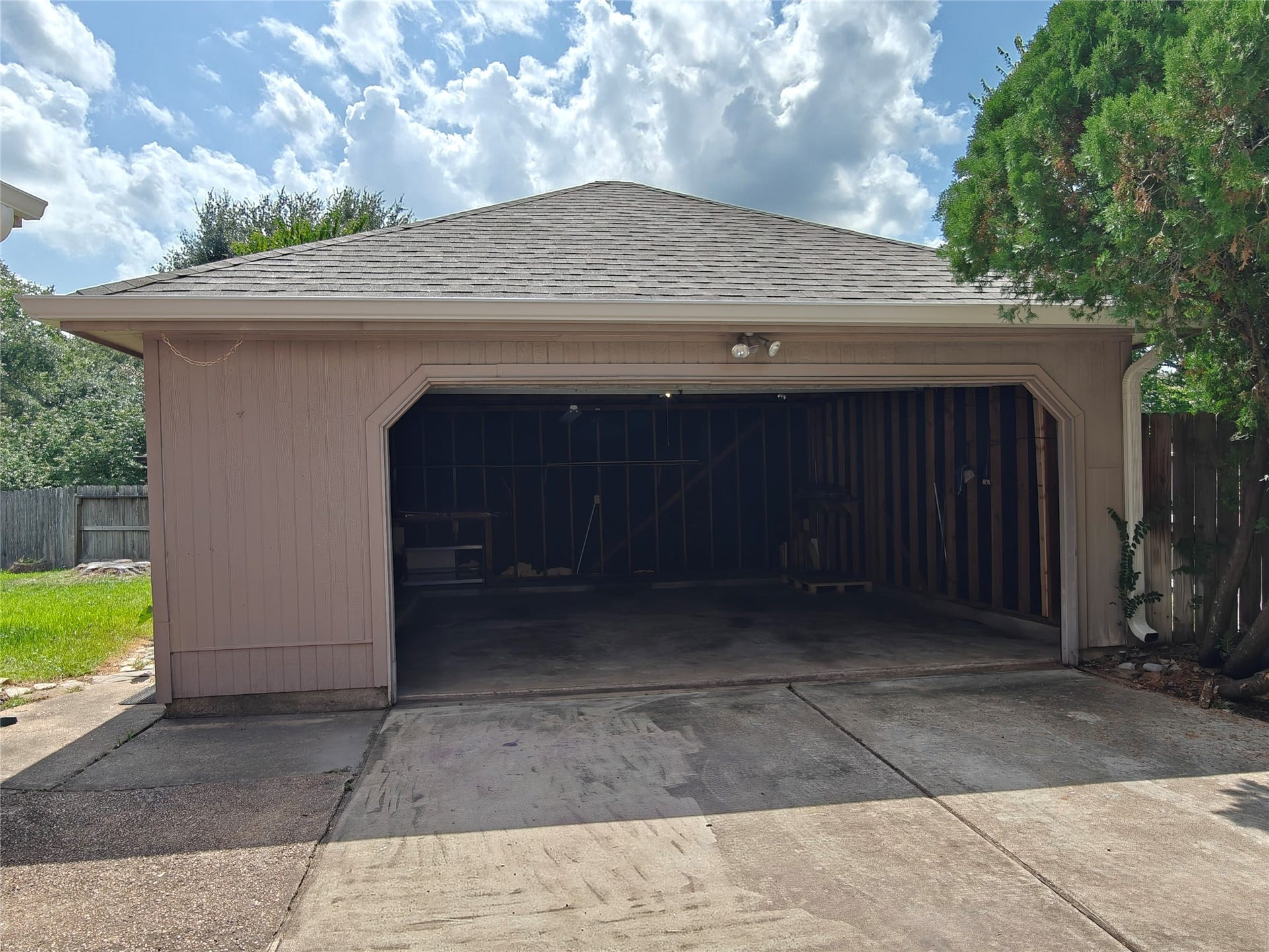 3446 Mimosa Way, Sugar Land, TX 77479
