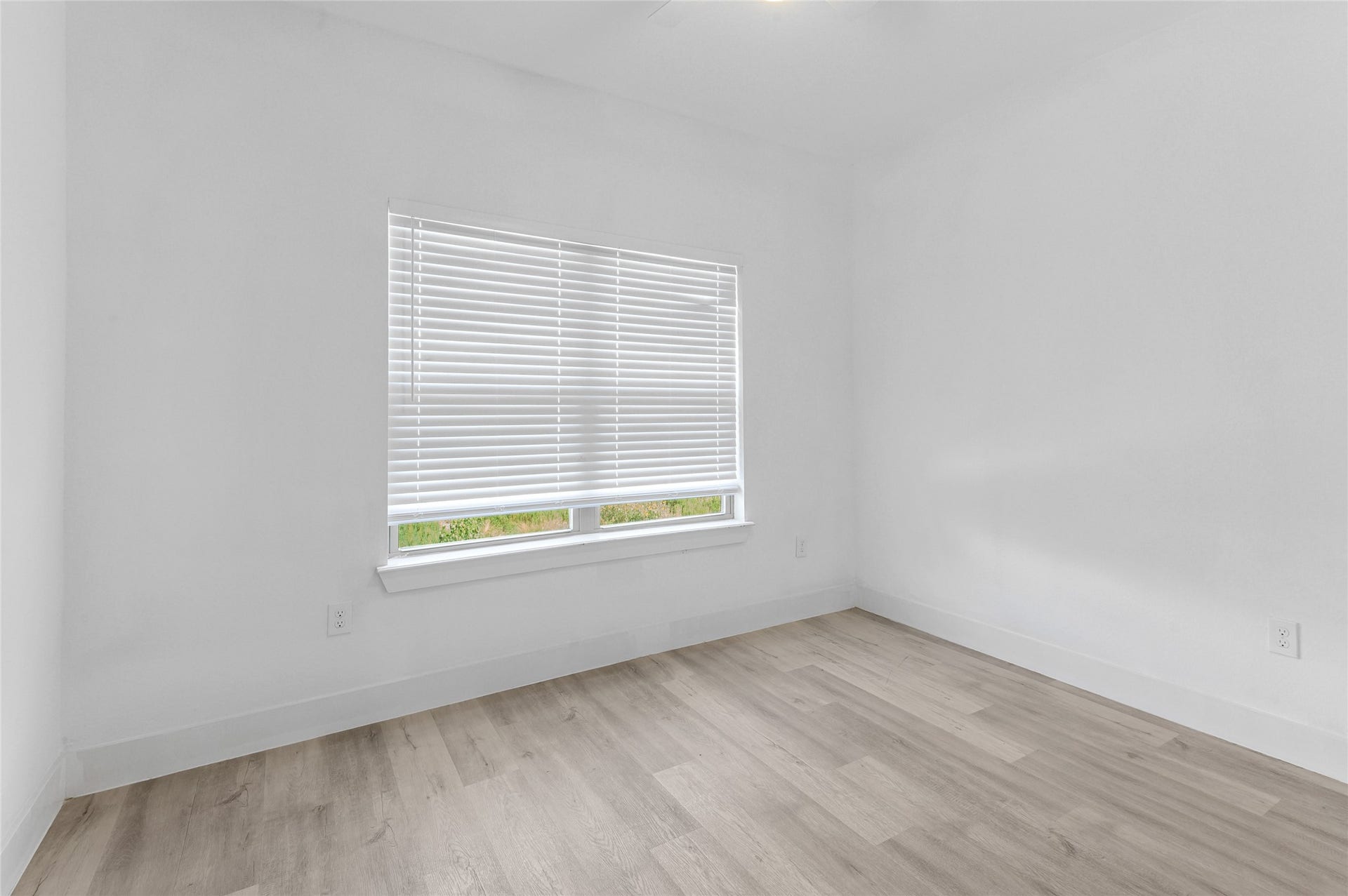 7225 Kassarine Pass, #A, Houston, TX 77033 7225 Kassarine Pass, #A, Houston, TX 77033