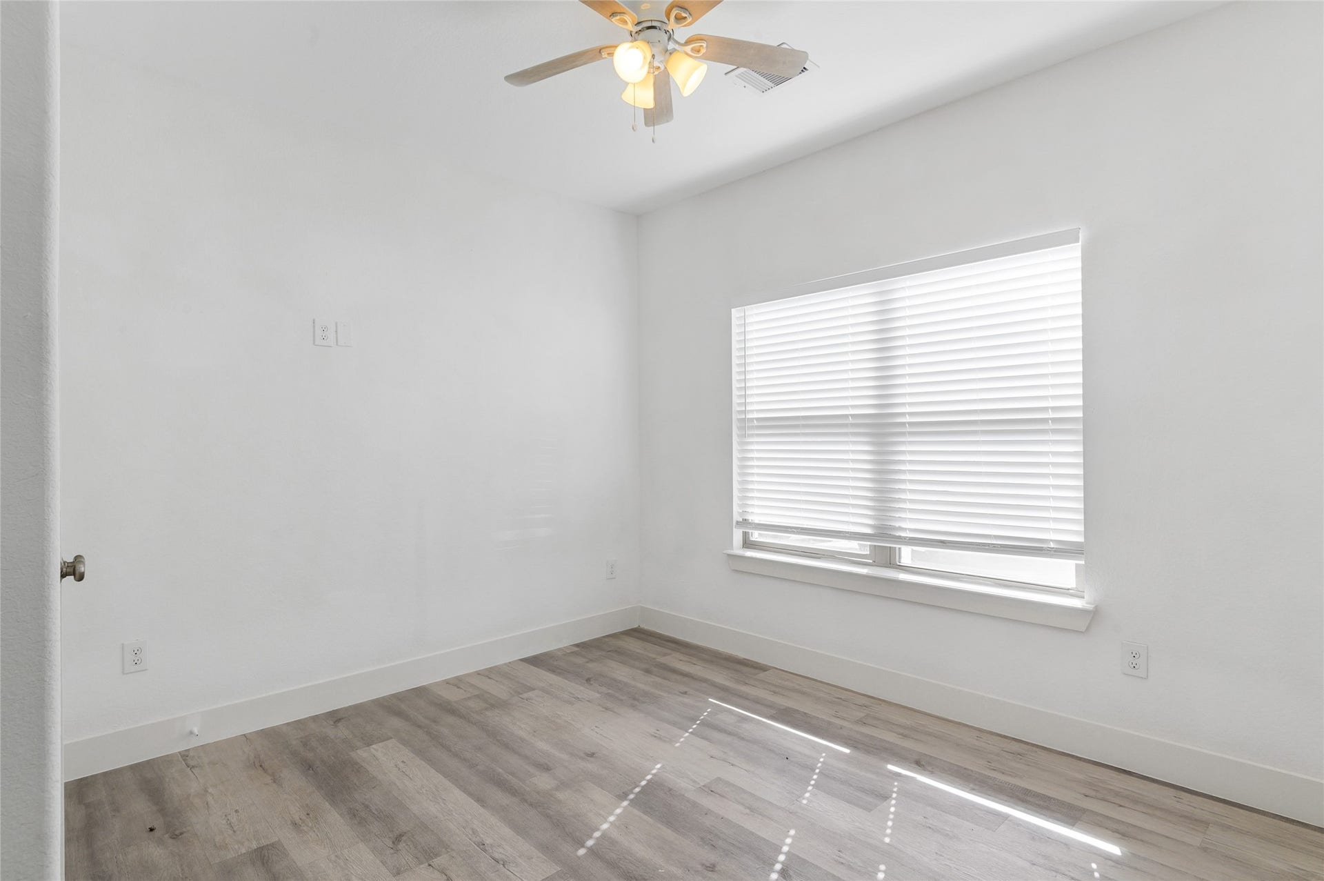 7225 Kassarine Pass, #A, Houston, TX 77033 7225 Kassarine Pass, #A, Houston, TX 77033