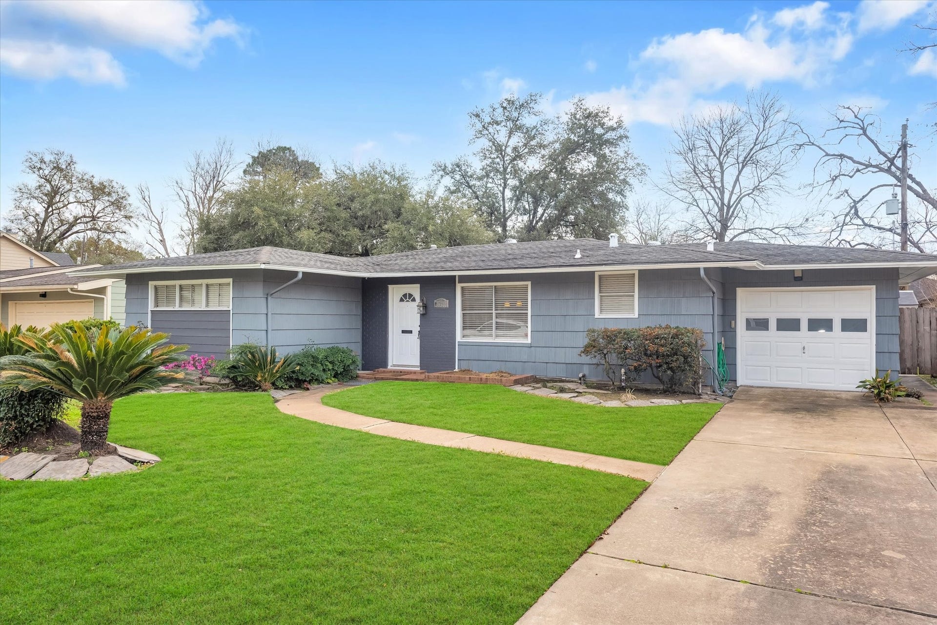 5321 Pagewood Lane, Houston, TX 77056 5321 Pagewood Lane, Houston, TX 77056