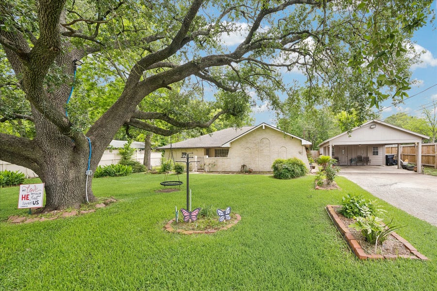 Property photo for 9222 Arledge Street, Houston, TX