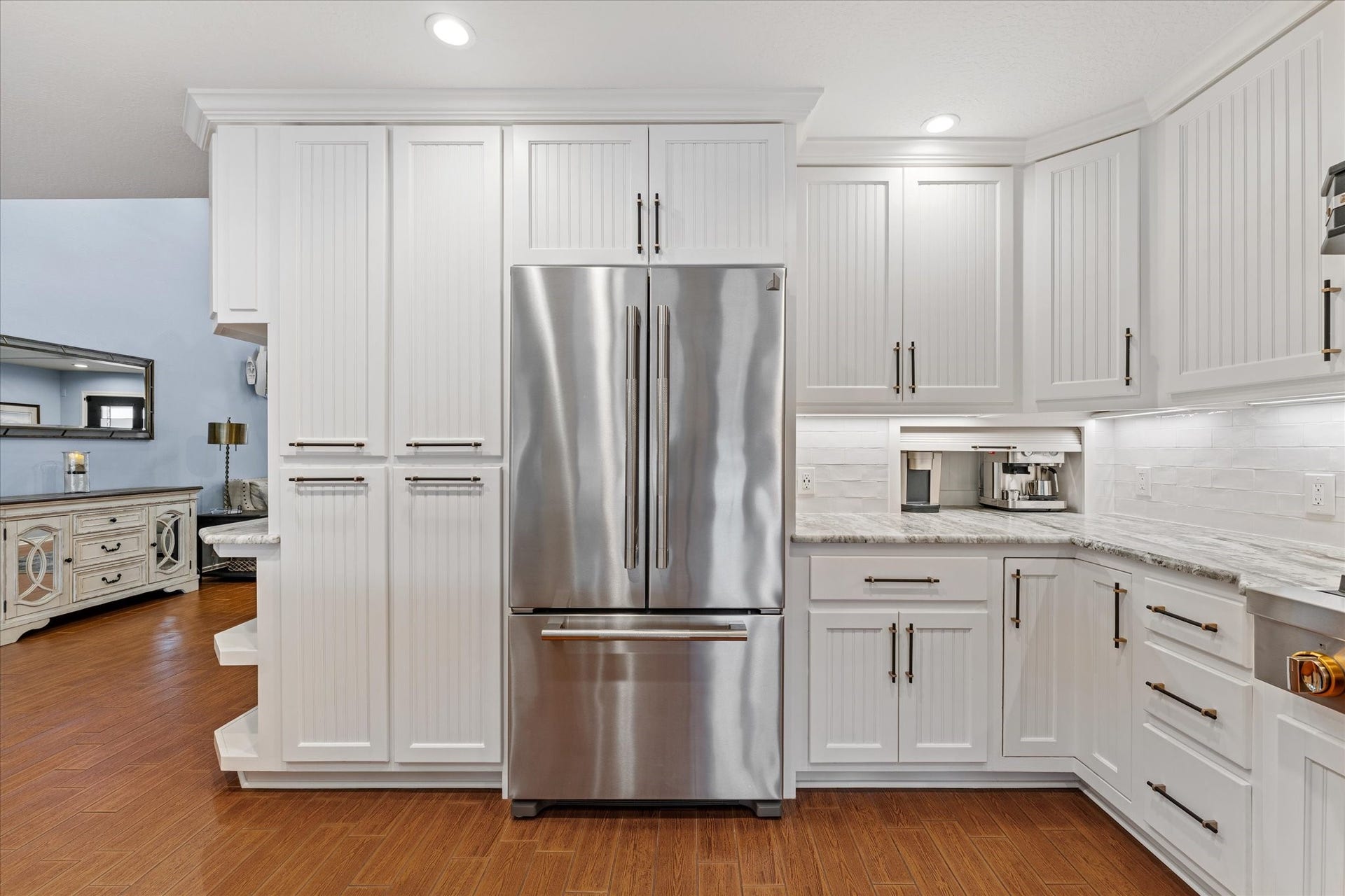 16372 Lochness Dr Drive, Willis, TX 77318 Deep Pull-Out Panty Allows for a View from Both sides