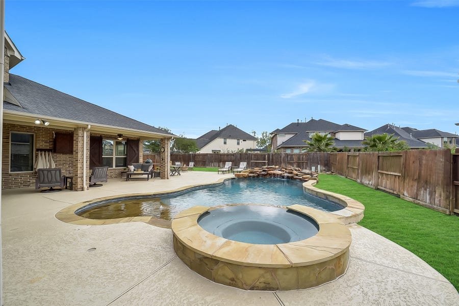 Property photo for 28303 Island Manor Lane, Fulshear, TX