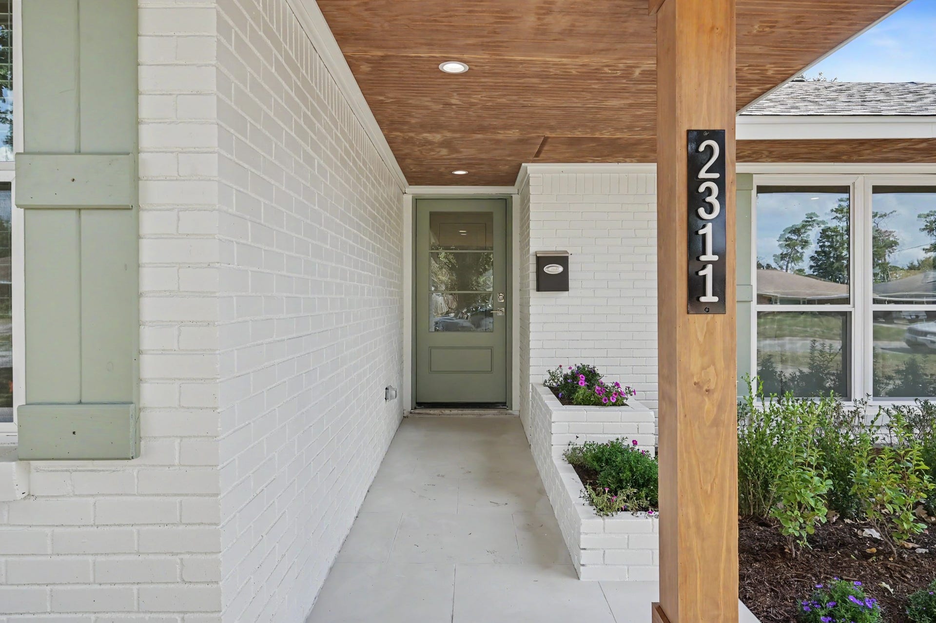 2311 Cheshire Lane, Houston, TX 77018 2311 Cheshire Lane, Houston, TX 77018