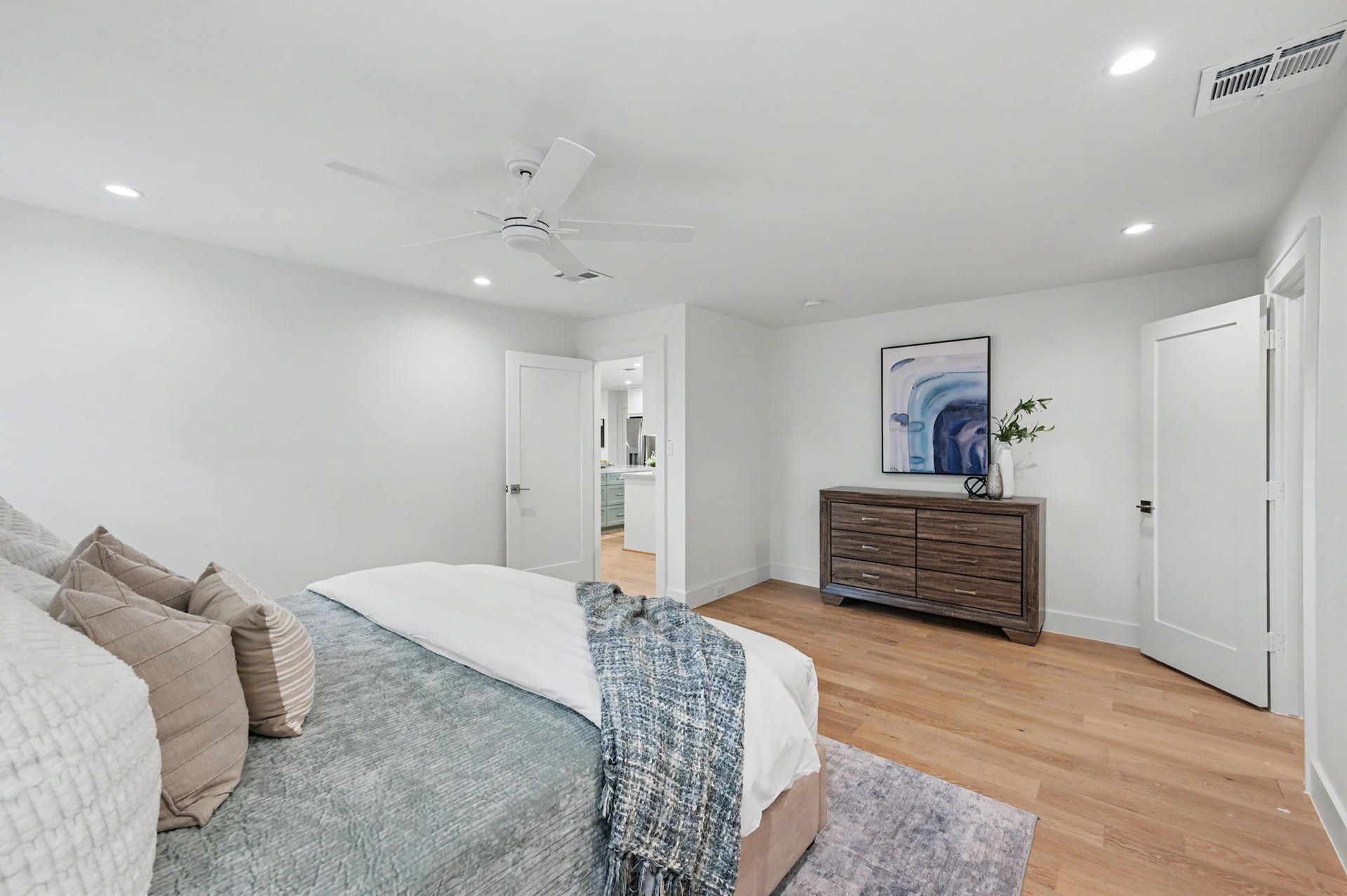 2311 Cheshire Lane, Houston, TX 77018 2311 Cheshire Lane, Houston, TX 77018