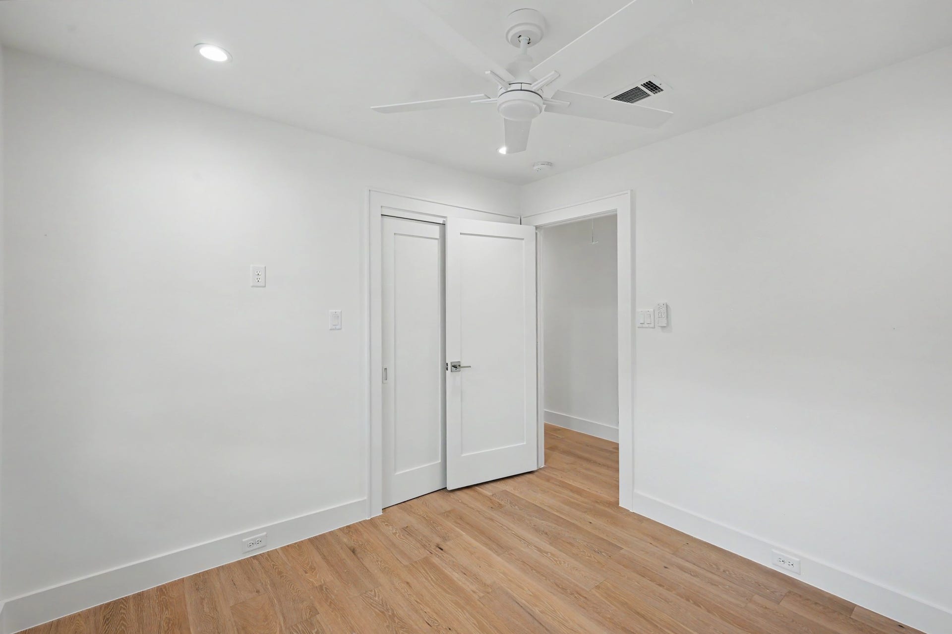 2311 Cheshire Lane, Houston, TX 77018 2311 Cheshire Lane, Houston, TX 77018