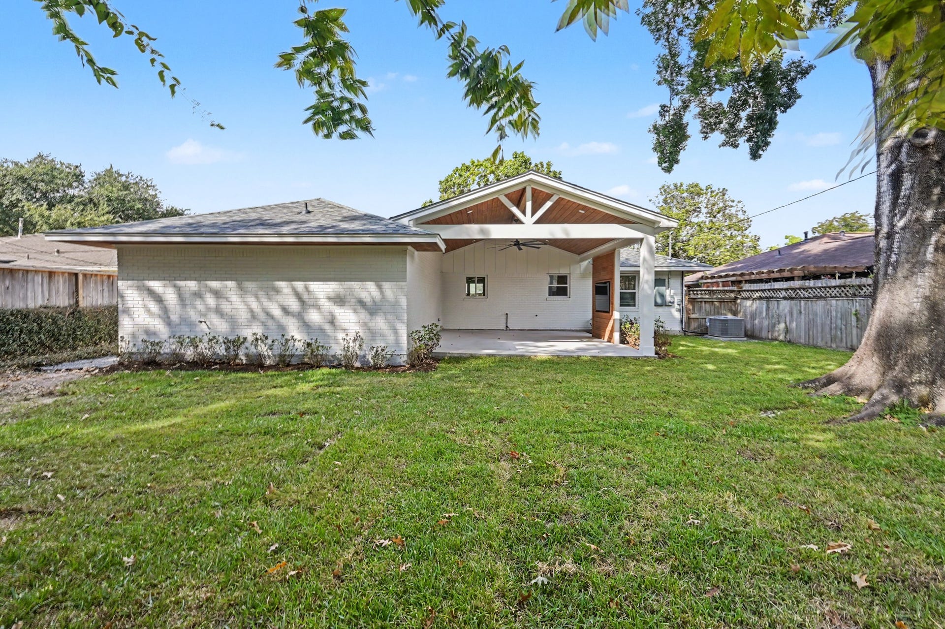 2311 Cheshire Lane, Houston, TX 77018 2311 Cheshire Lane, Houston, TX 77018