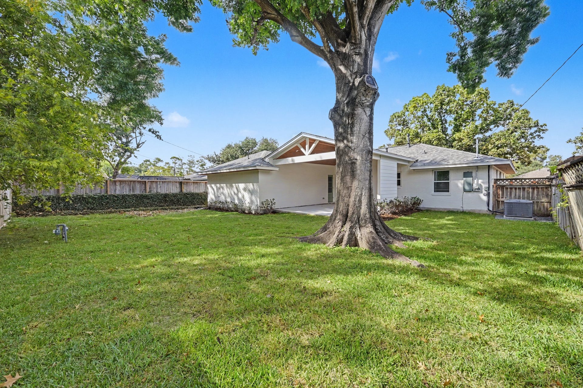 2311 Cheshire Lane, Houston, TX 77018 2311 Cheshire Lane, Houston, TX 77018