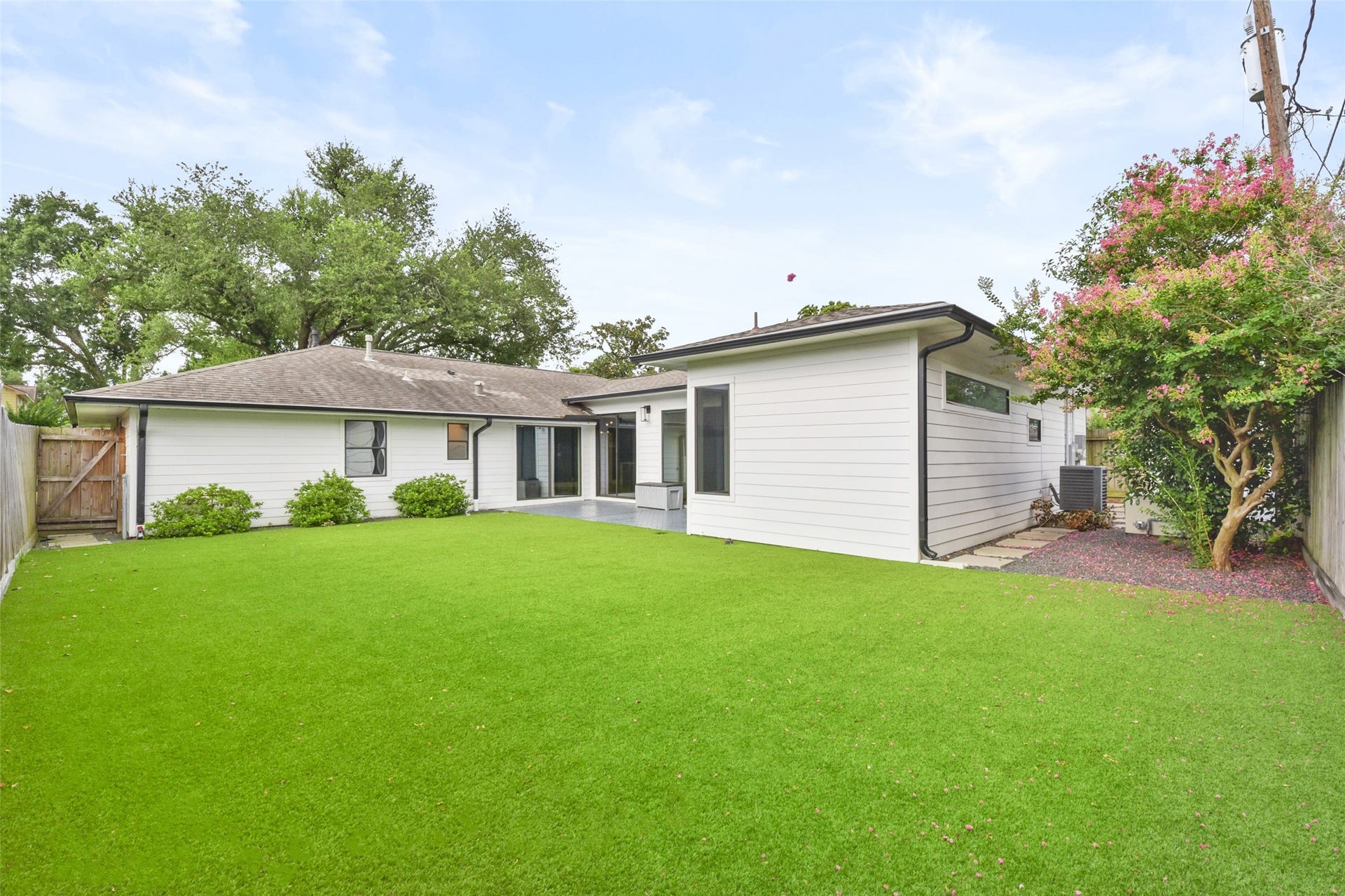 2703 Tannehill Drive, Houston, TX 77008 2703 Tannehill Drive, Houston, TX 77008