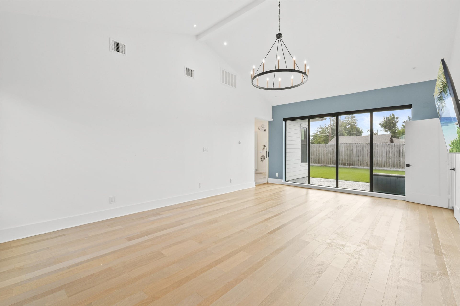 2703 Tannehill Drive, Houston, TX 77008 2703 Tannehill Drive, Houston, TX 77008