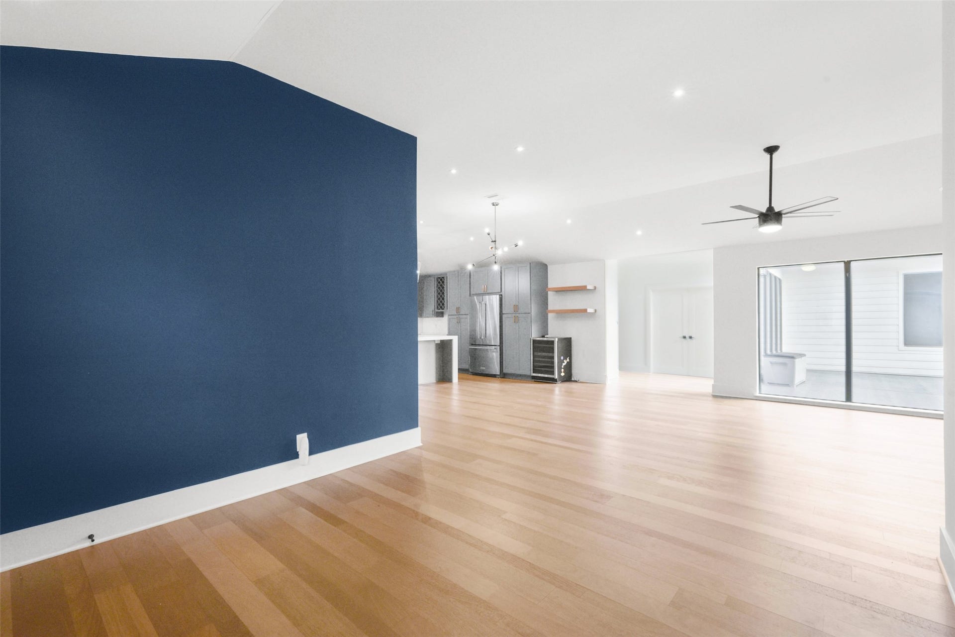 2703 Tannehill Drive, Houston, TX 77008 2703 Tannehill Drive, Houston, TX 77008