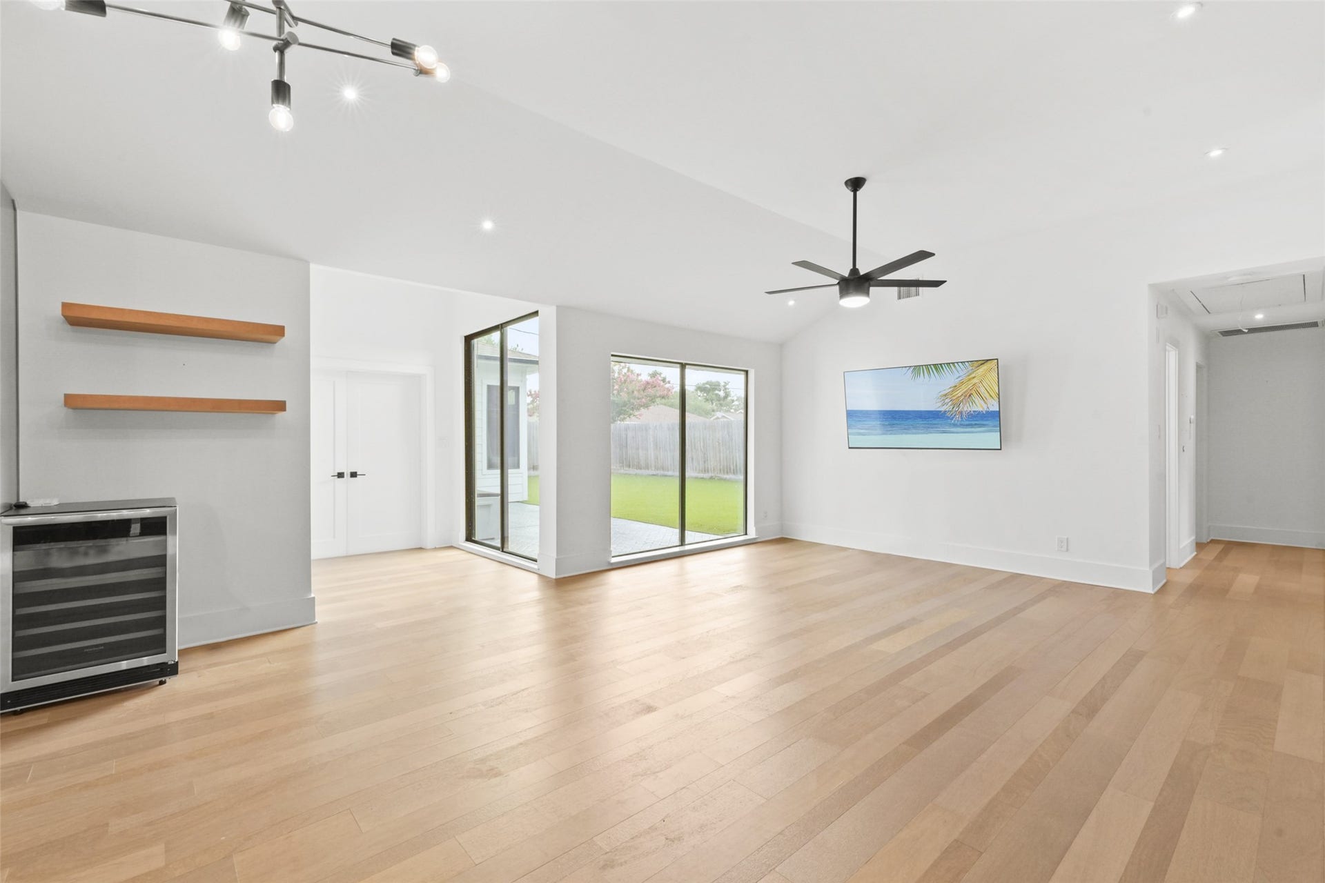 2703 Tannehill Drive, Houston, TX 77008 2703 Tannehill Drive, Houston, TX 77008