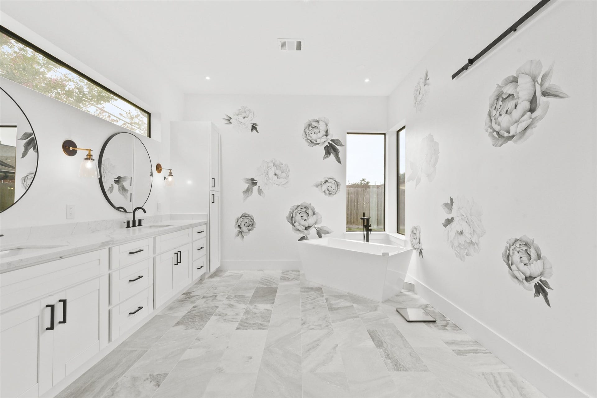 2703 Tannehill Drive, Houston, TX 77008 2703 Tannehill Drive, Houston, TX 77008