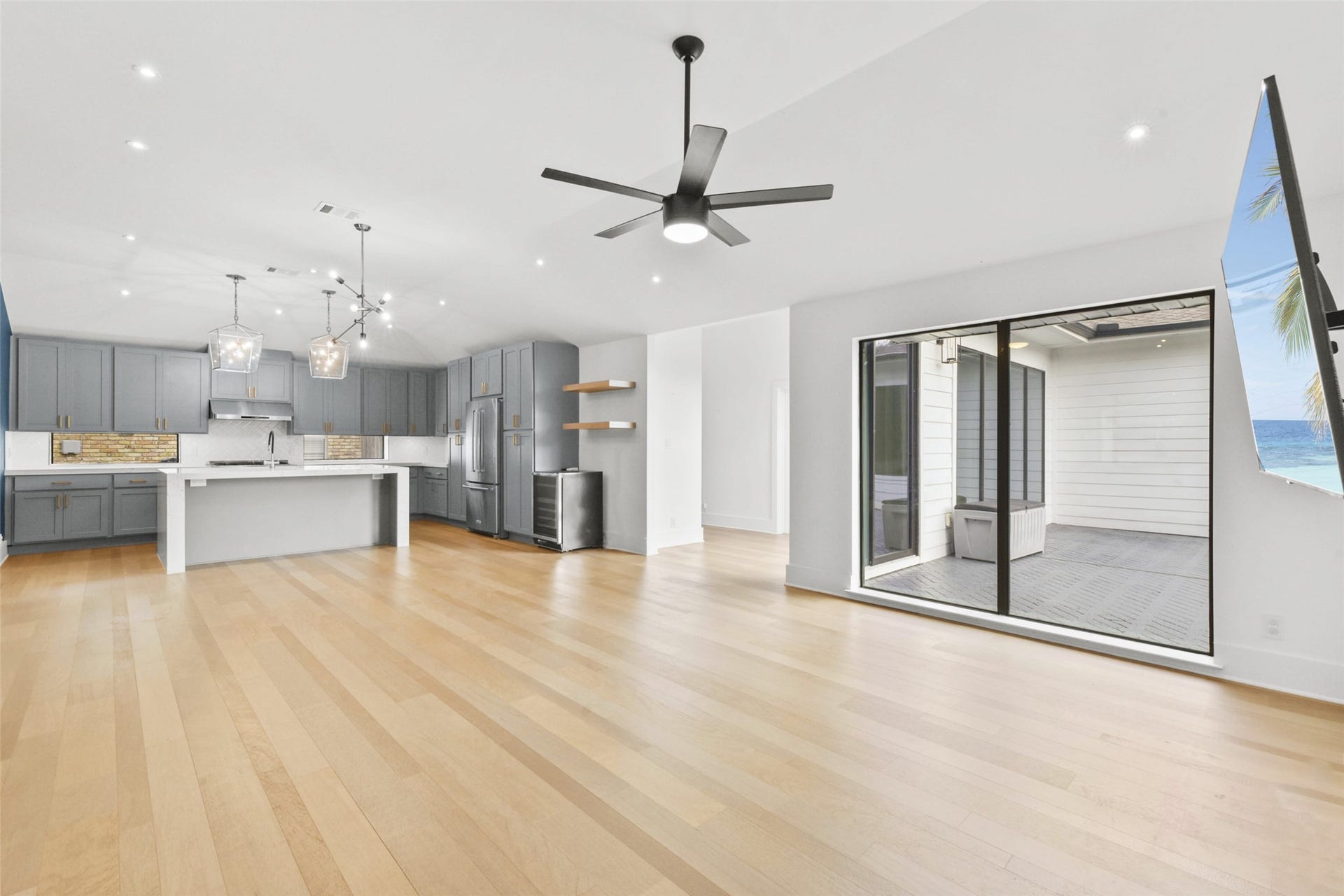 2703 Tannehill Drive, Houston, TX 77008 2703 Tannehill Drive, Houston, TX 77008
