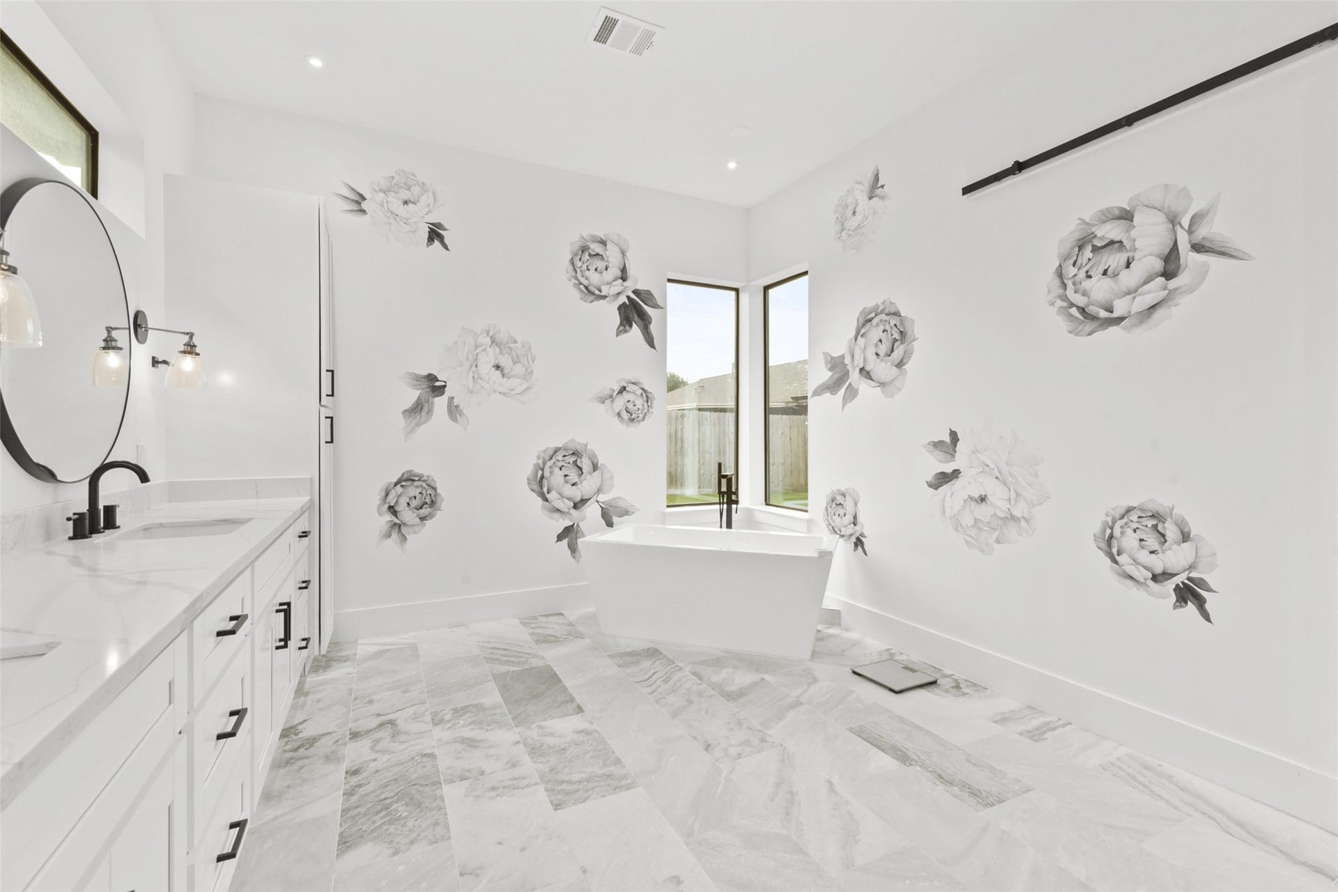 2703 Tannehill Drive, Houston, TX 77008 2703 Tannehill Drive, Houston, TX 77008