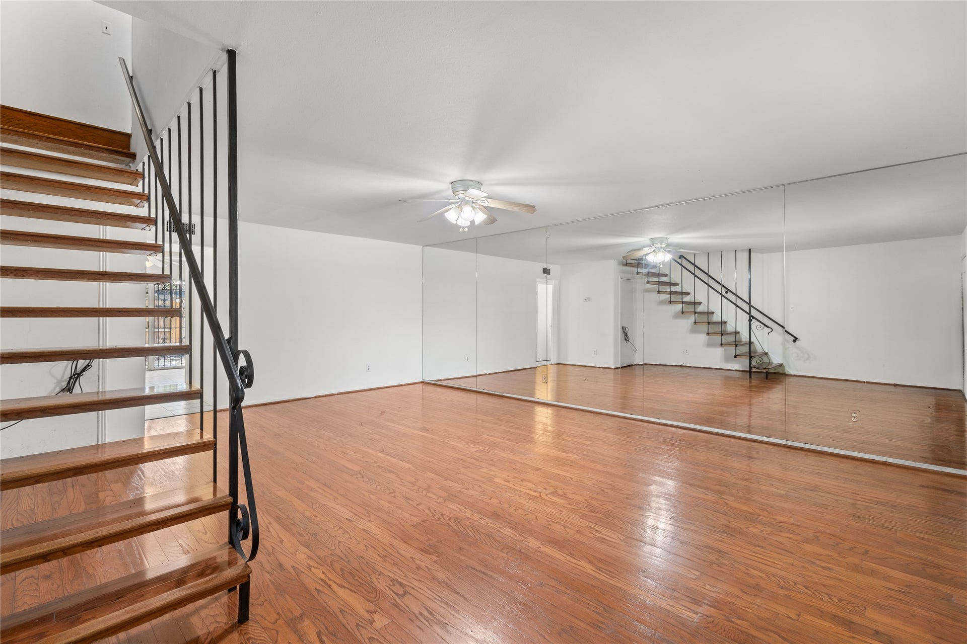 8238 Fondren Road, #8238, Houston, TX 77074 Stairs leading to the second floor