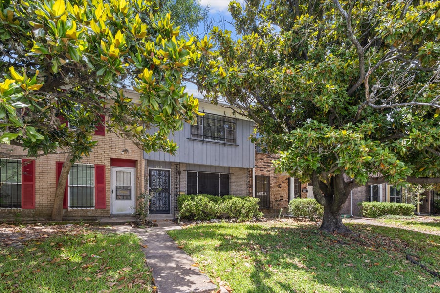 Property photo for 8238 Fondren Road, #8238, Houston, TX