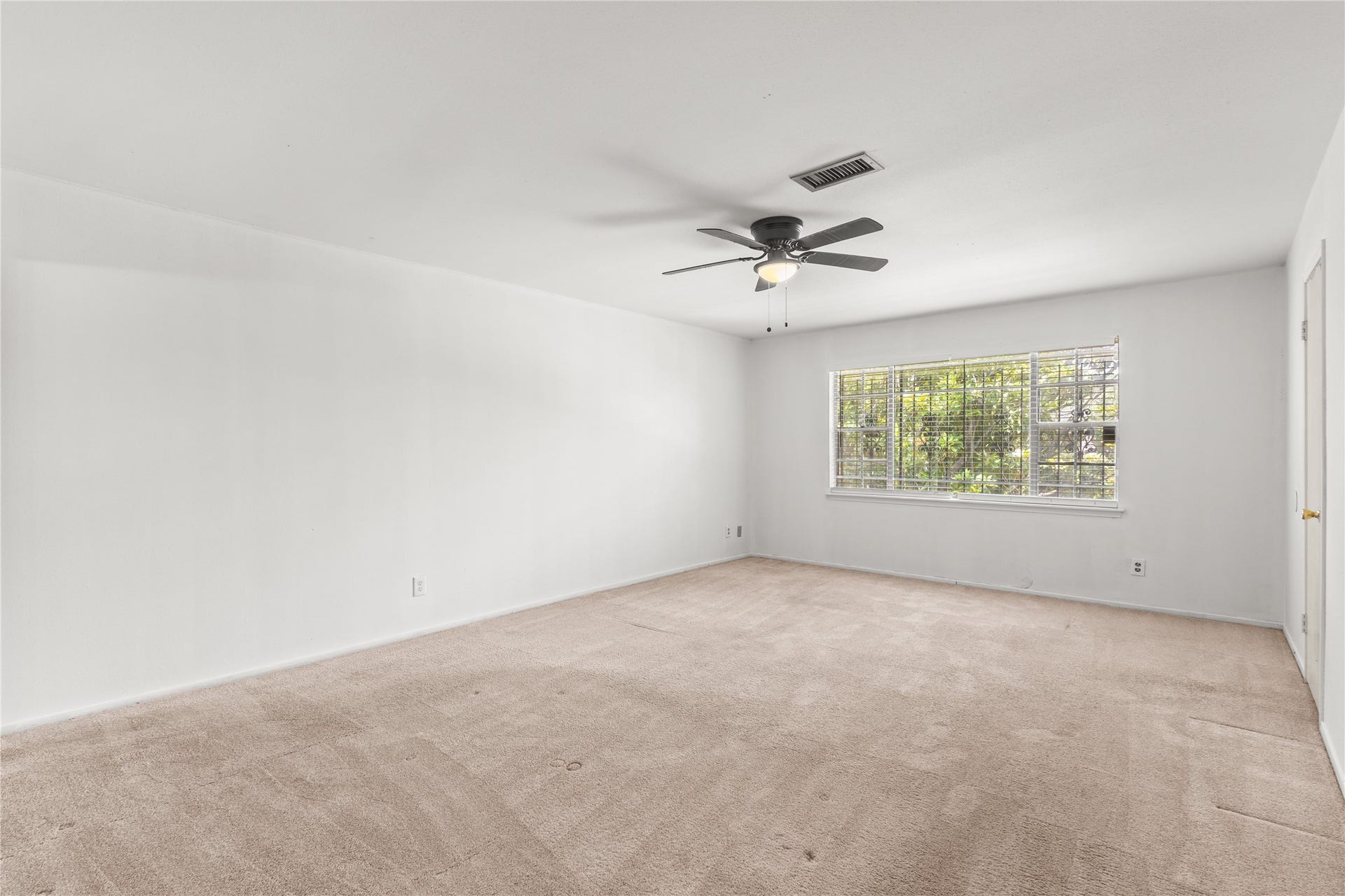 8238 Fondren Road, #8238, Houston, TX 77074 Primary Room