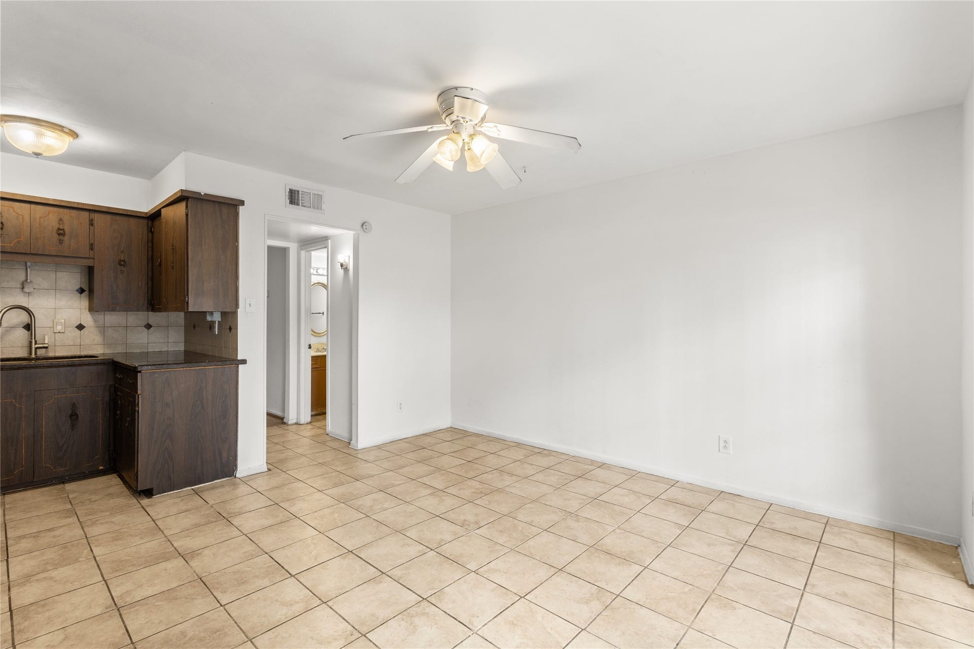 8238 Fondren Road, #8238, Houston, TX 77074 8238 Fondren Road, #8238, Houston, TX 77074