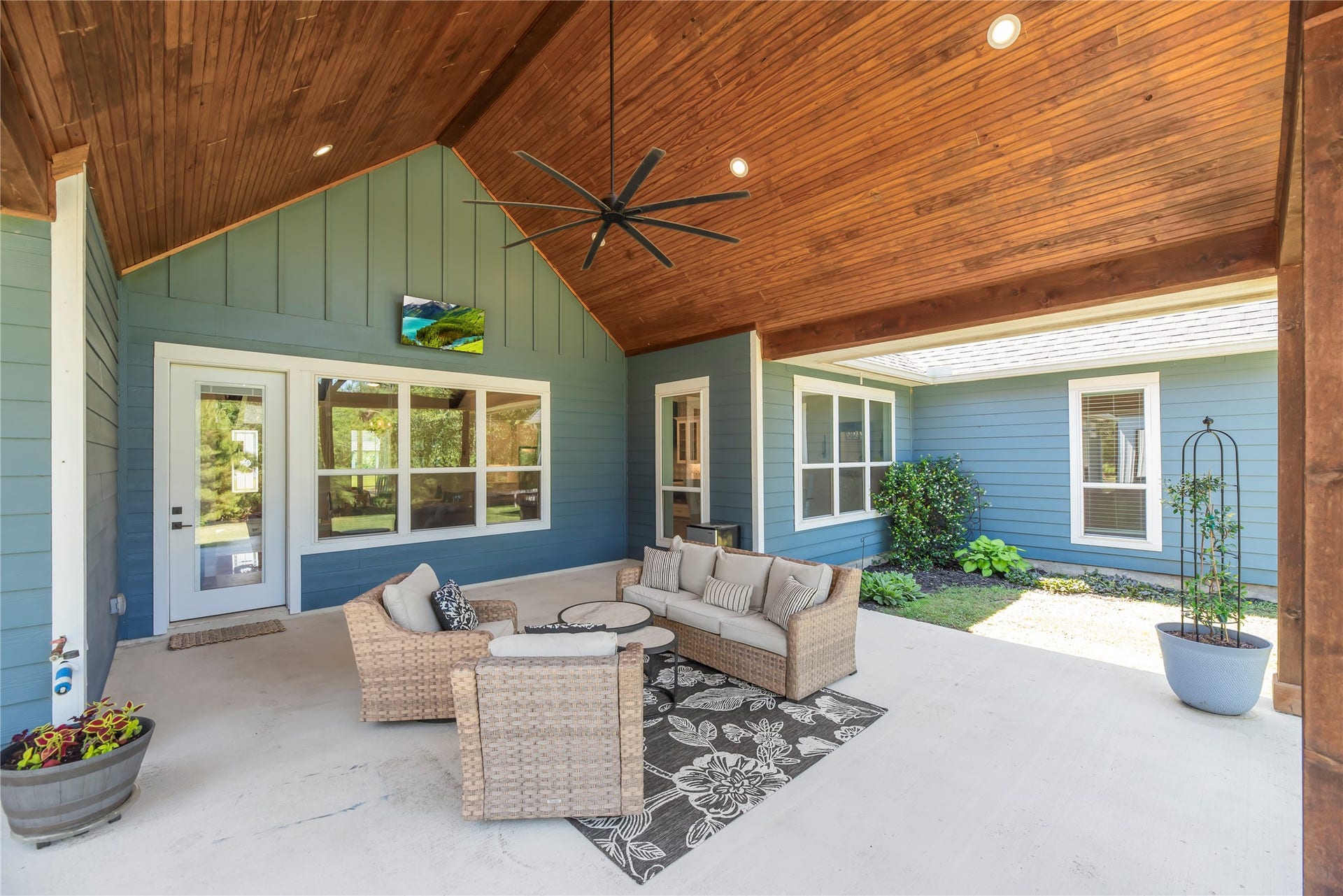 29899 Equestrian Drive, Waller, TX 77484 29899 Equestrian Drive, Waller, TX 77484