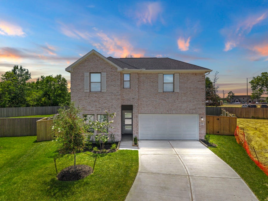Property photo for 2782 Portugal Laurel Drive, Alvin, TX