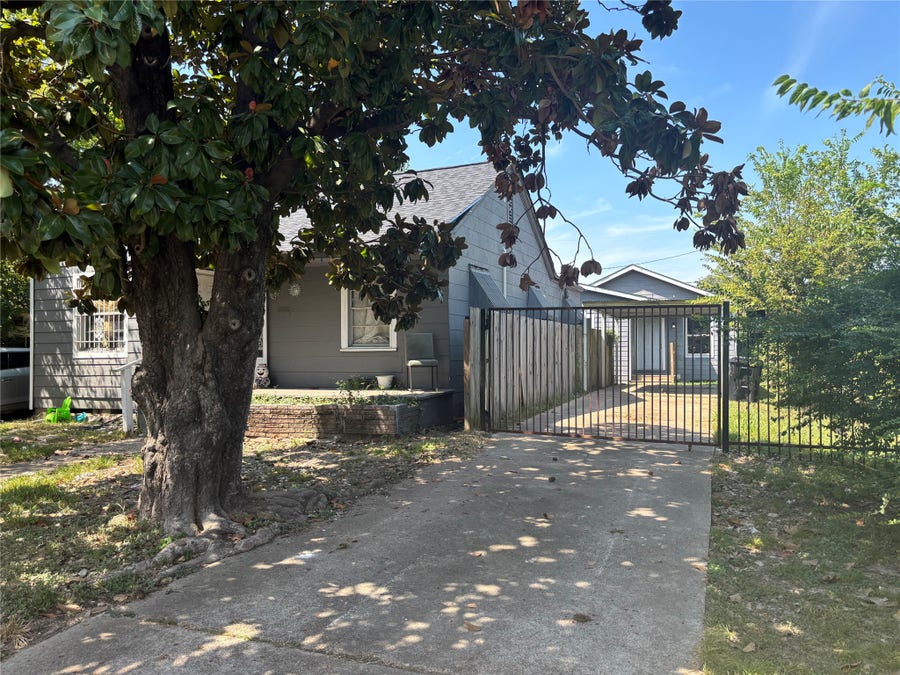 Property photo for 115 N Carolina Street, #B, Houston, TX