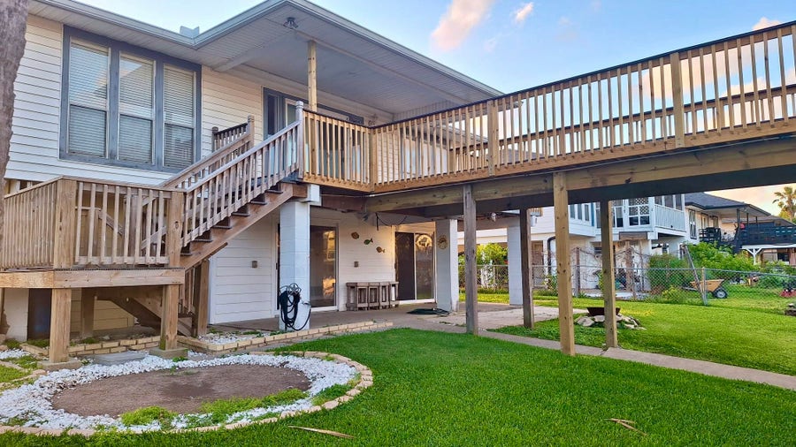 Property photo for 19 N White Heron Drive, La Marque, TX