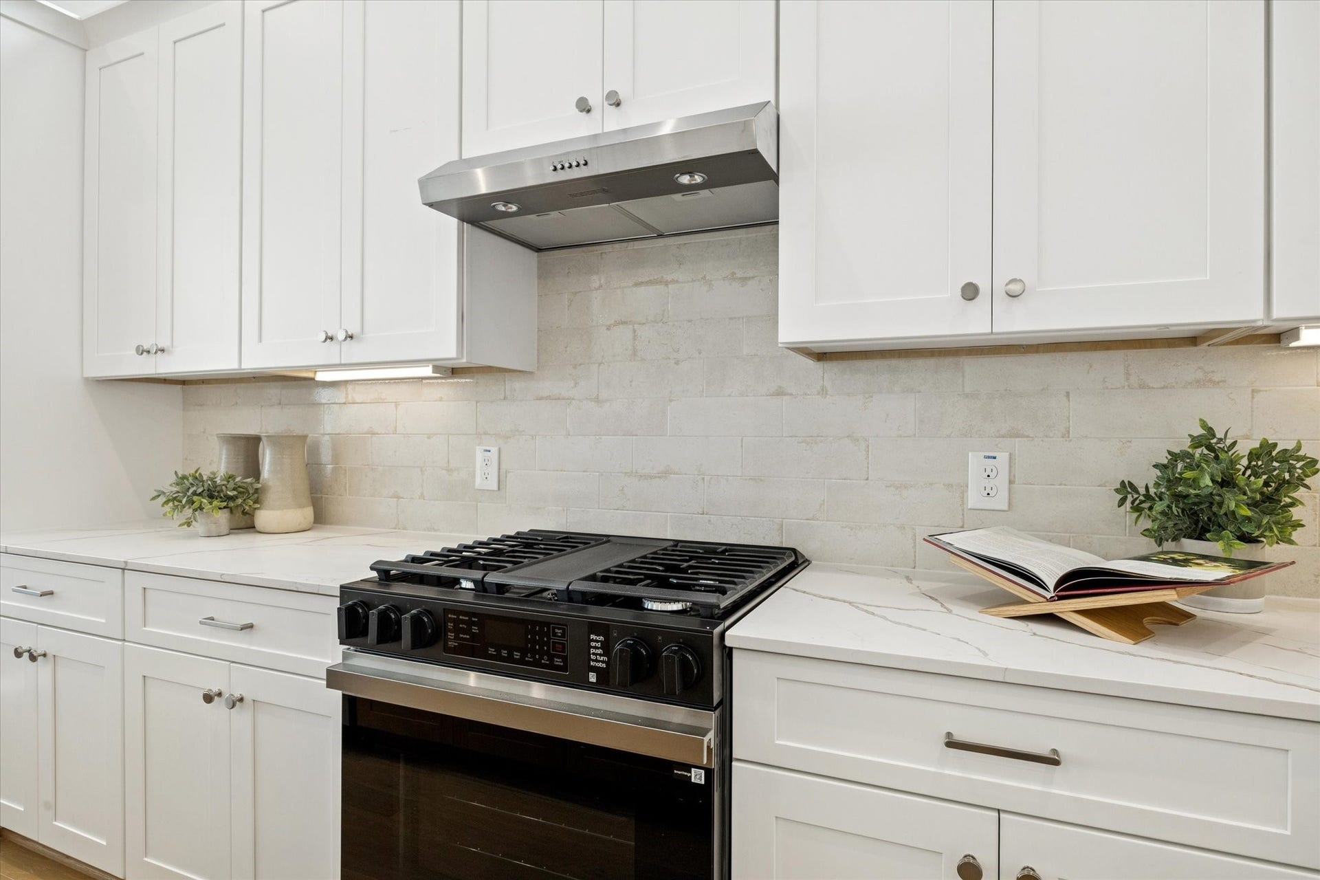 1520 W 21st St, #B, Houston, TX 77008 1520 W 21st St, #B, Houston, TX 77008