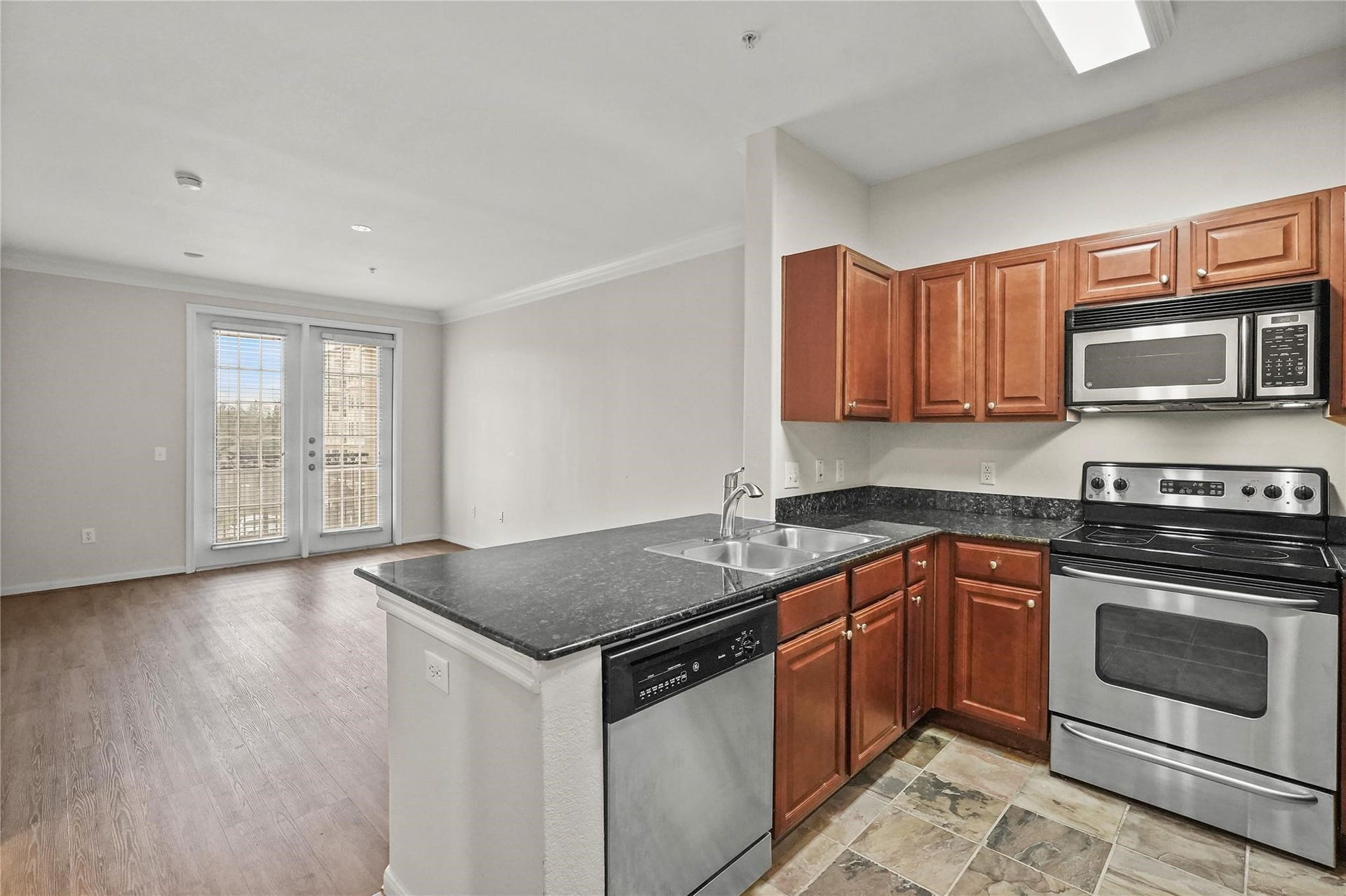 7575 Kirby Drive, #3205, Houston, TX 77030 7575 Kirby Drive, #3205, Houston, TX 77030