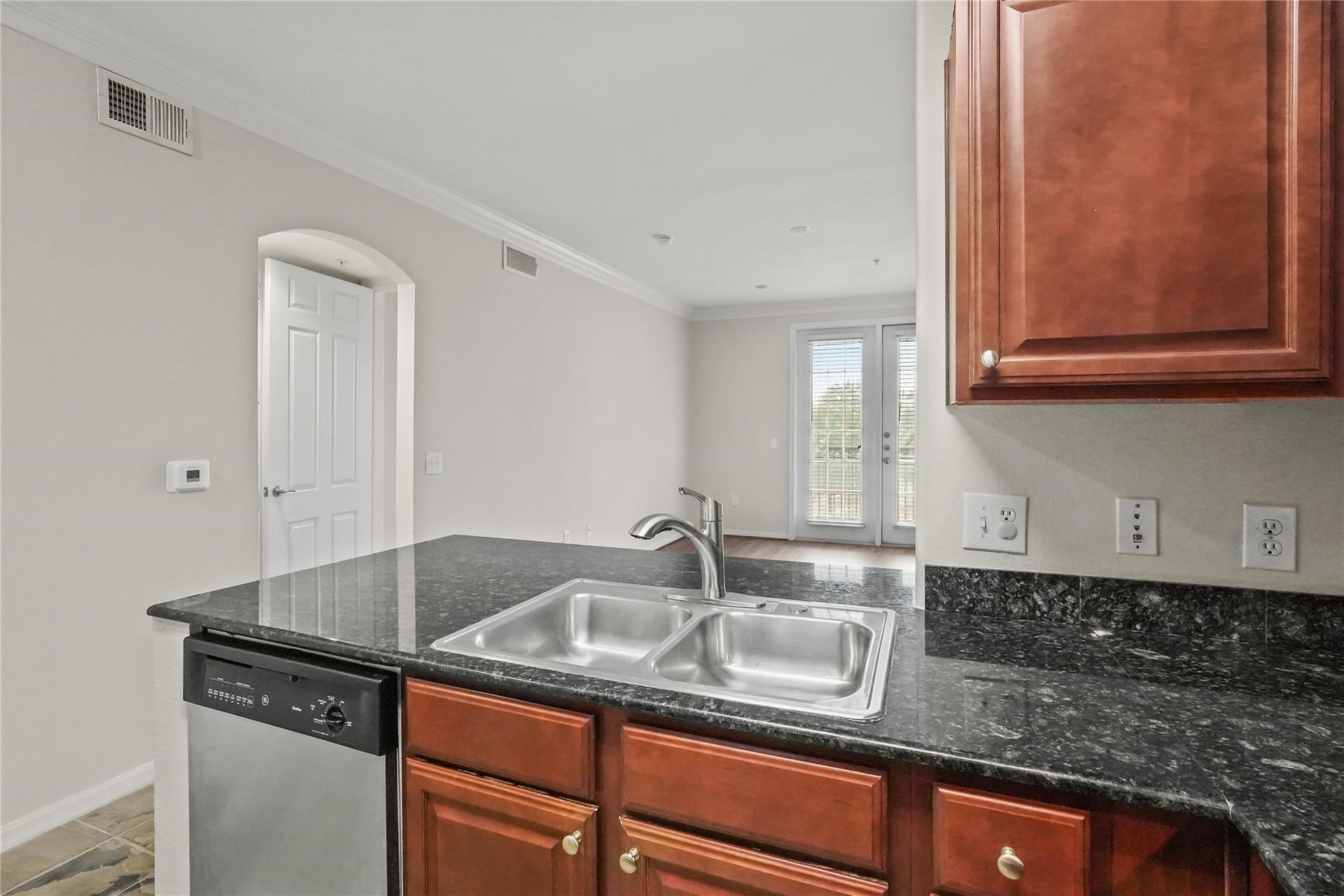 7575 Kirby Drive, #3205, Houston, TX 77030 7575 Kirby Drive, #3205, Houston, TX 77030
