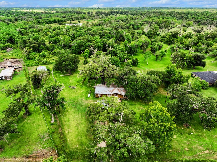 Property photo for 19612 County Road 319, Brazoria, TX